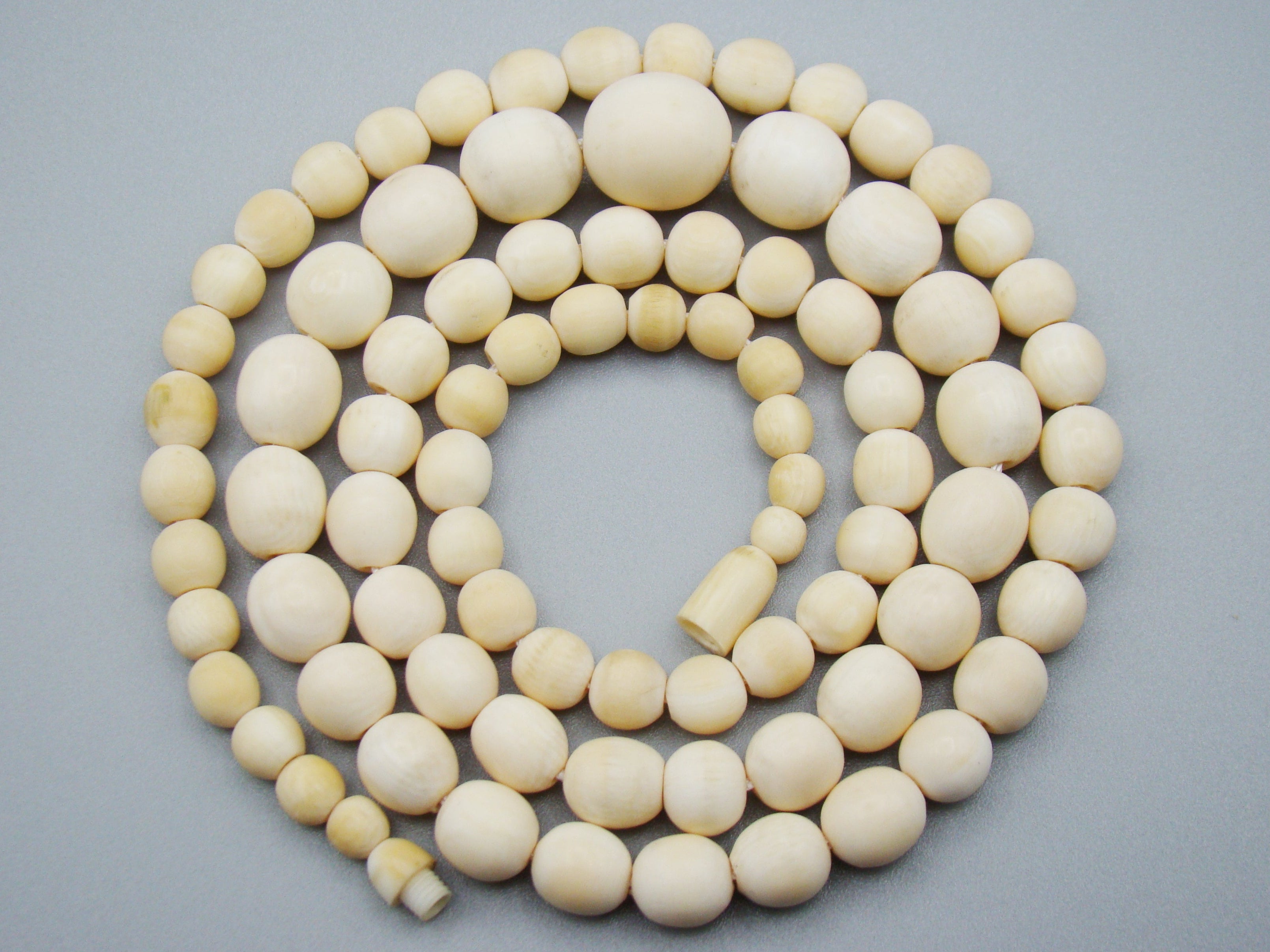 Antique Ivory, Natural Ivory, Ivory Necklace, Mediterranean Ivory, handcarved Ivory, Asien Ivory, Elephant Ivory, Ivory Chain