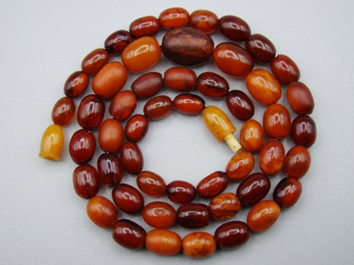 baltic amber, amber, antique, amber beads, egg Yolk, amber chain, Rosary beads, مسبحة, Masbaha, Muslim prayer beads حبيت الدورة ,العنبر الهندى