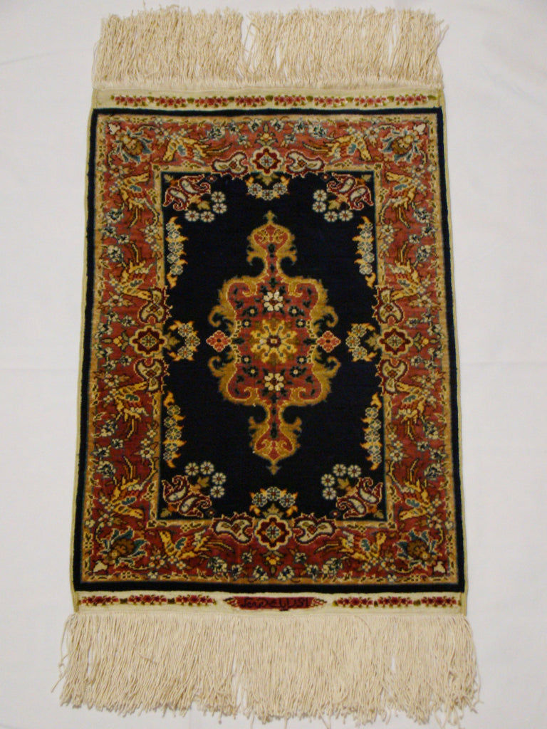 Antique Ozipek Hereke Silk Wall Carpet – Pure Silk on Silk, Multicolor, Hand-Knotted | Kingdom of Antique Arts