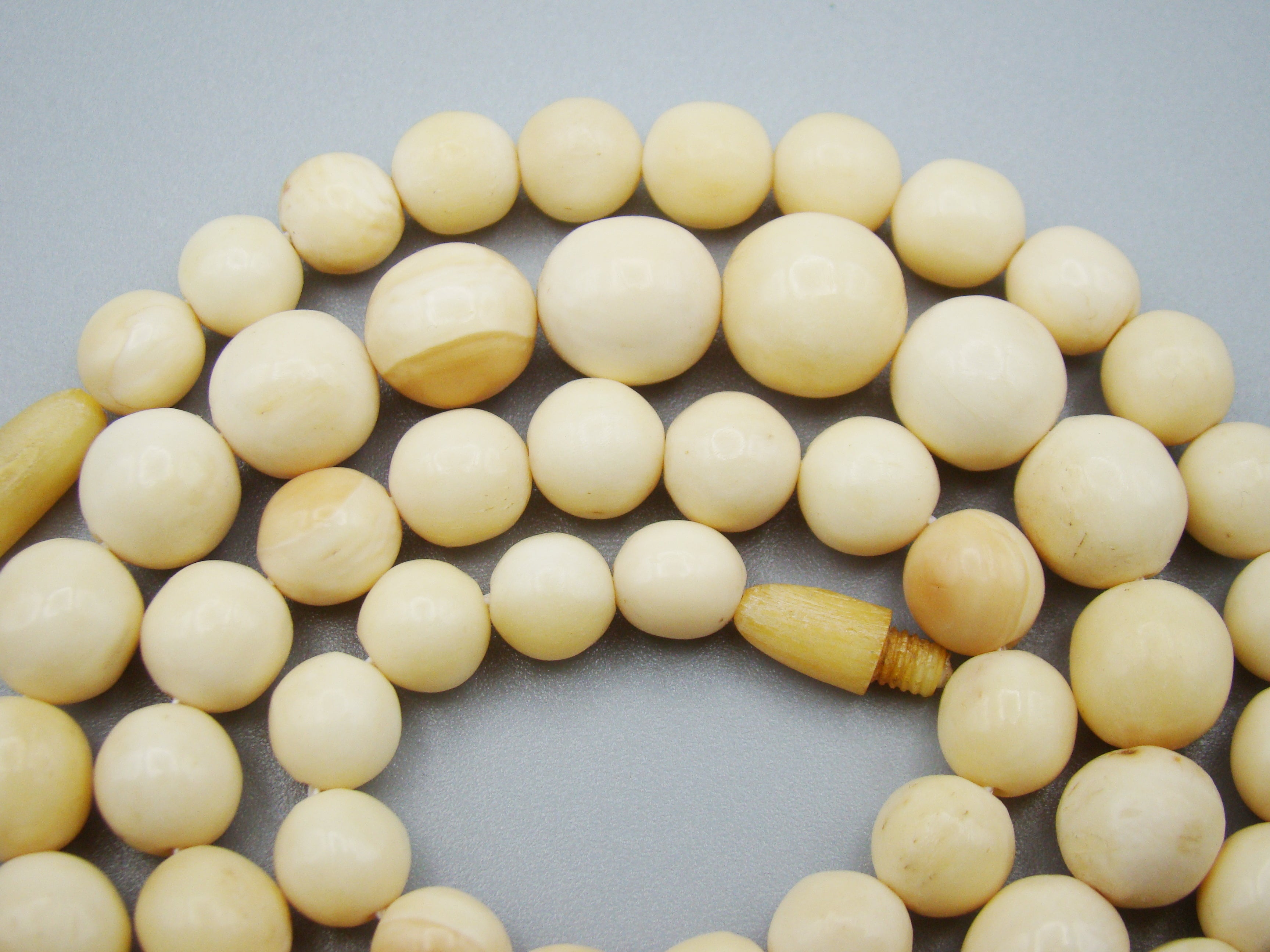 Antique Natural Elephant Ivory Necklace - Kingdom of Antique Arts