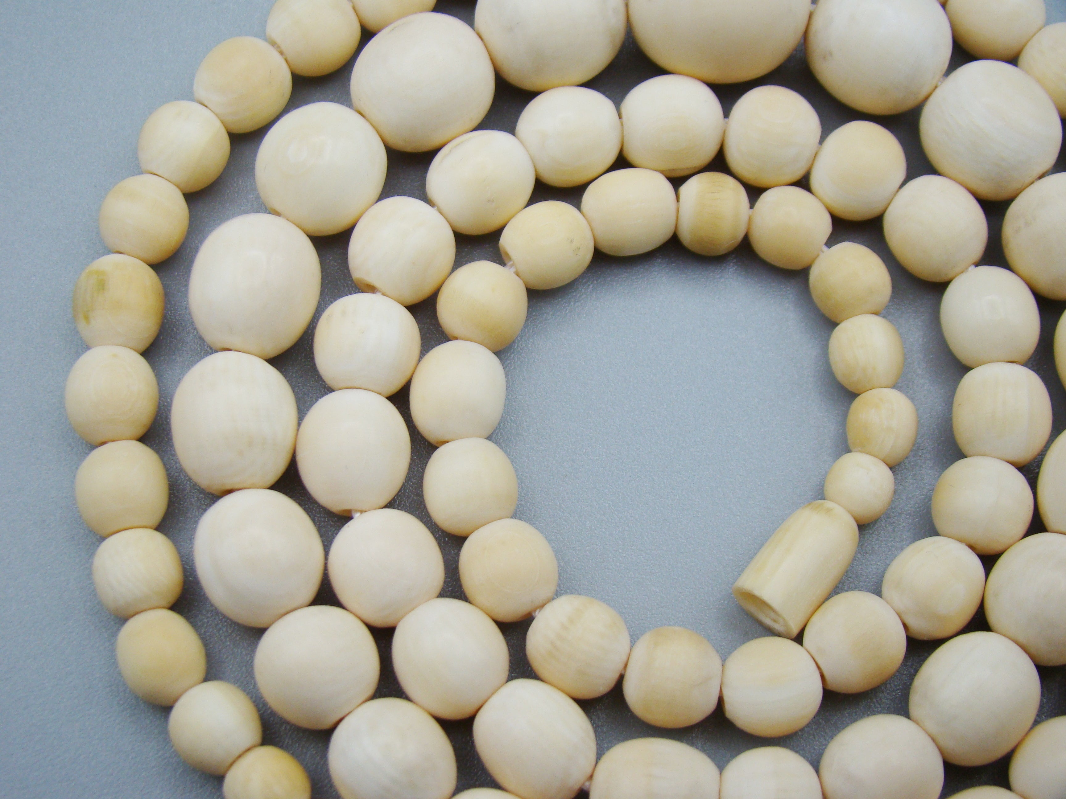Antique Ivory, Natural Ivory, Ivory Necklace, Mediterranean Ivory, handcarved Ivory, Asien Ivory, Elephant Ivory, Ivory Chain