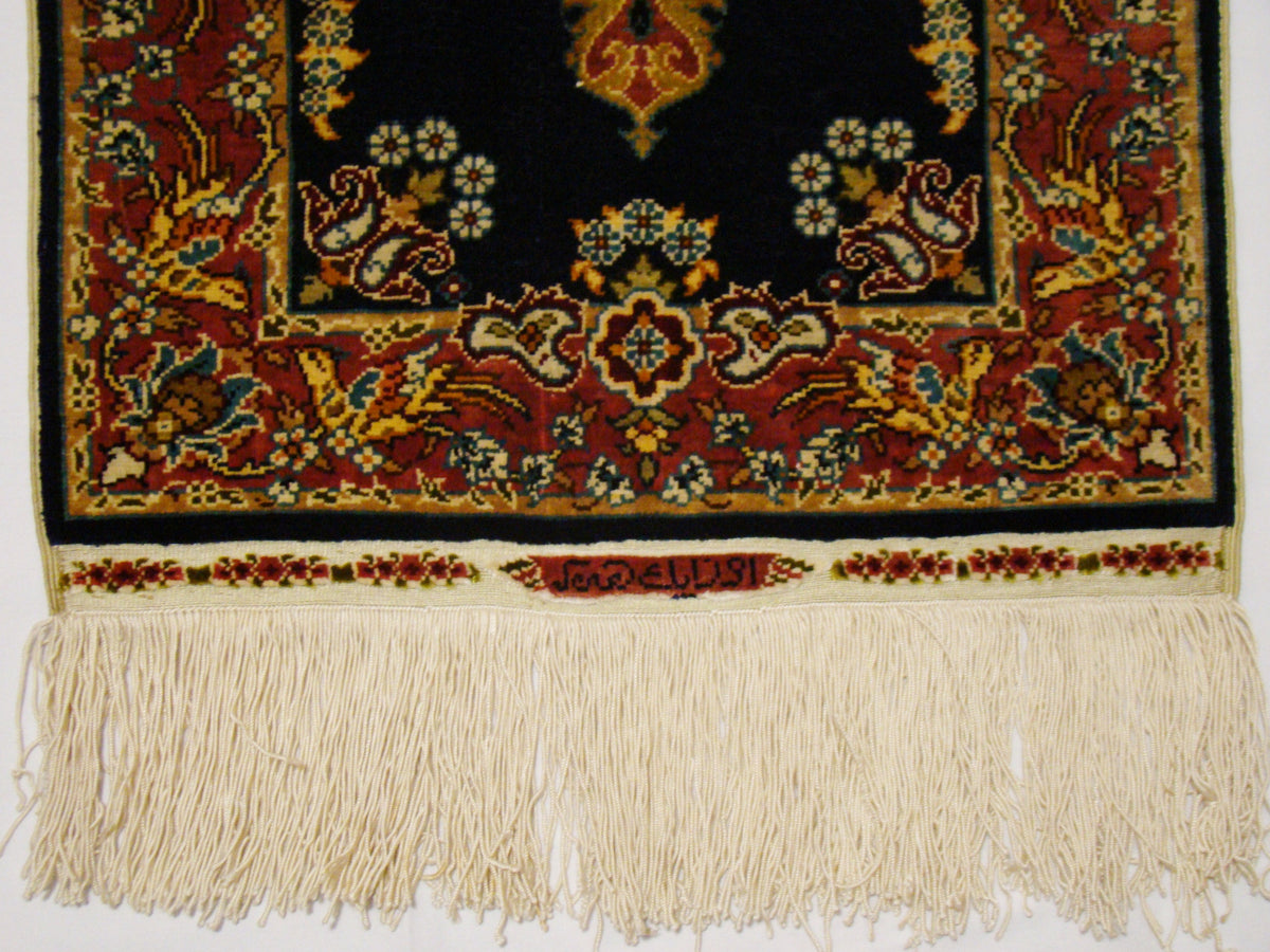 Detail Shot – Antique Hereke Silk Wall Carpet, Pure Silk Threads, Collector Piece | Kingdom of Antique Arts
