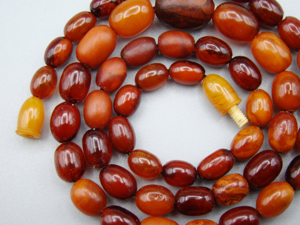 baltic amber, amber, antique, amber beads, egg Yolk, amber chain, Rosary beads, مسبحة, Masbaha, Muslim prayer beads حبيت الدورة ,العنبر الهندى