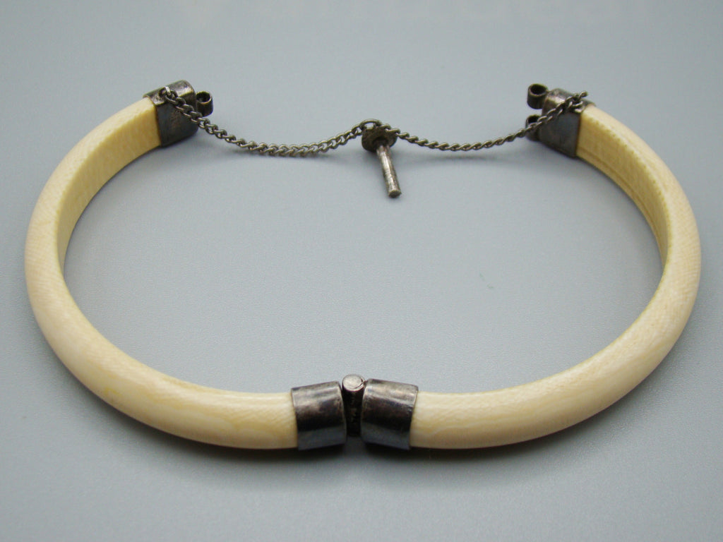 Antique Ivory, Natural Ivory, Ivory Bracelet, Mediterranean Ivory, handcarved Ivory, Asien Ivory, Elephant Ivory
