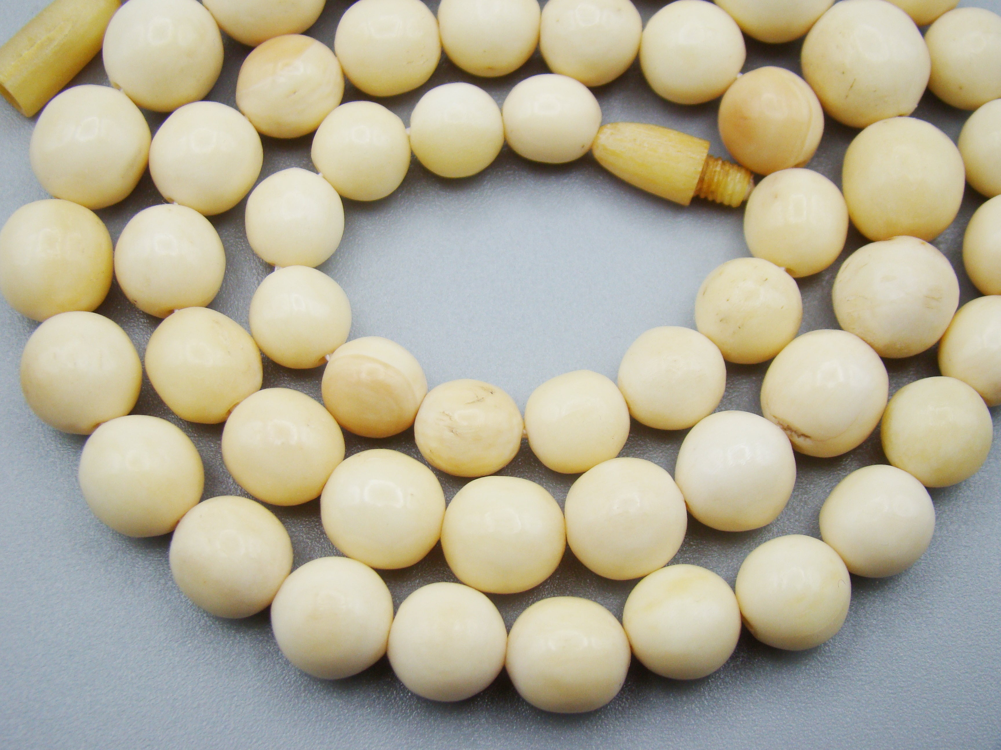 Antique Natural Elephant Ivory Necklace - Kingdom of Antique Arts