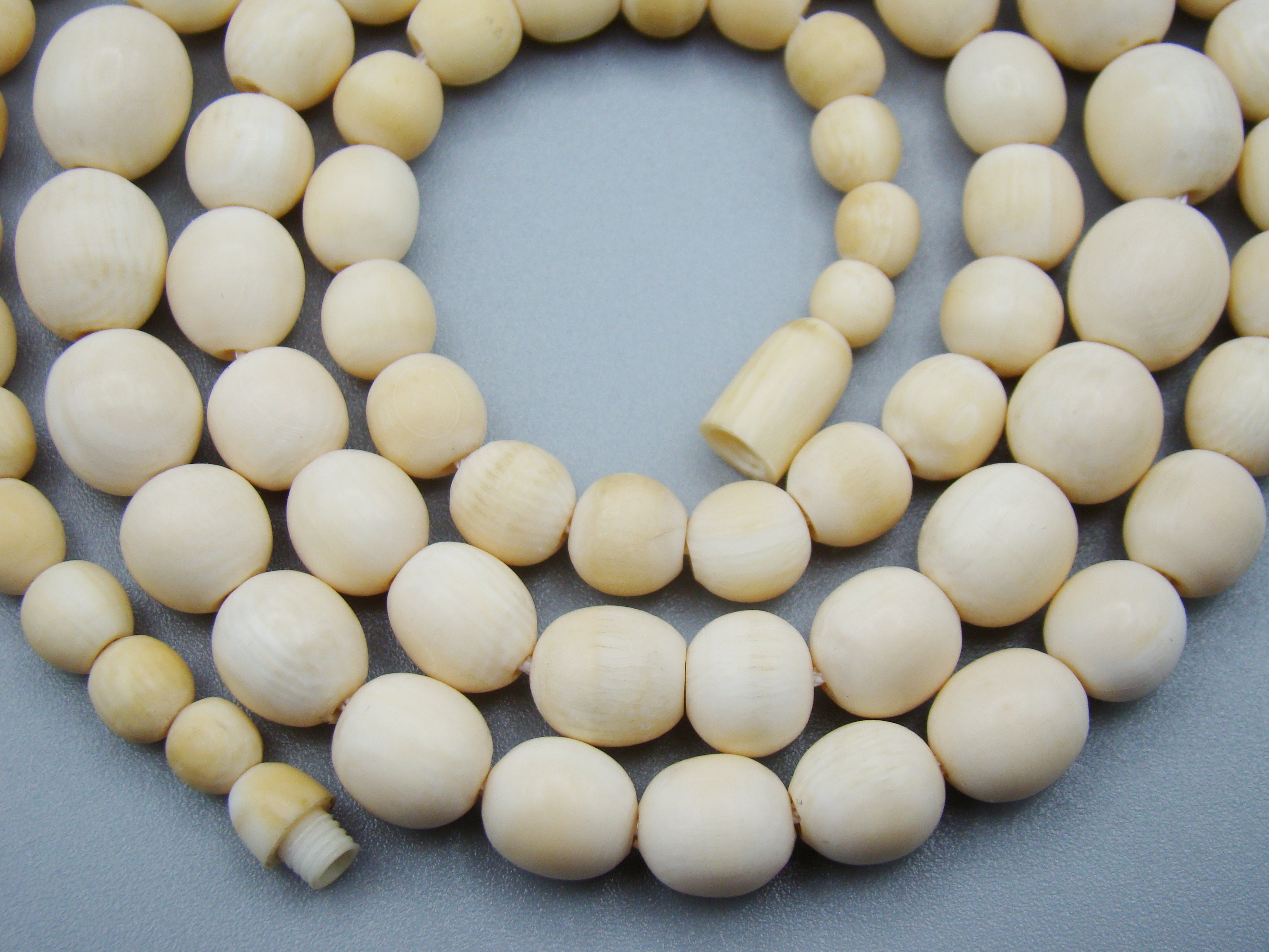 Antique Ivory, Natural Ivory, Ivory Necklace, Mediterranean Ivory, handcarved Ivory, Asien Ivory, Elephant Ivory, Ivory Chain