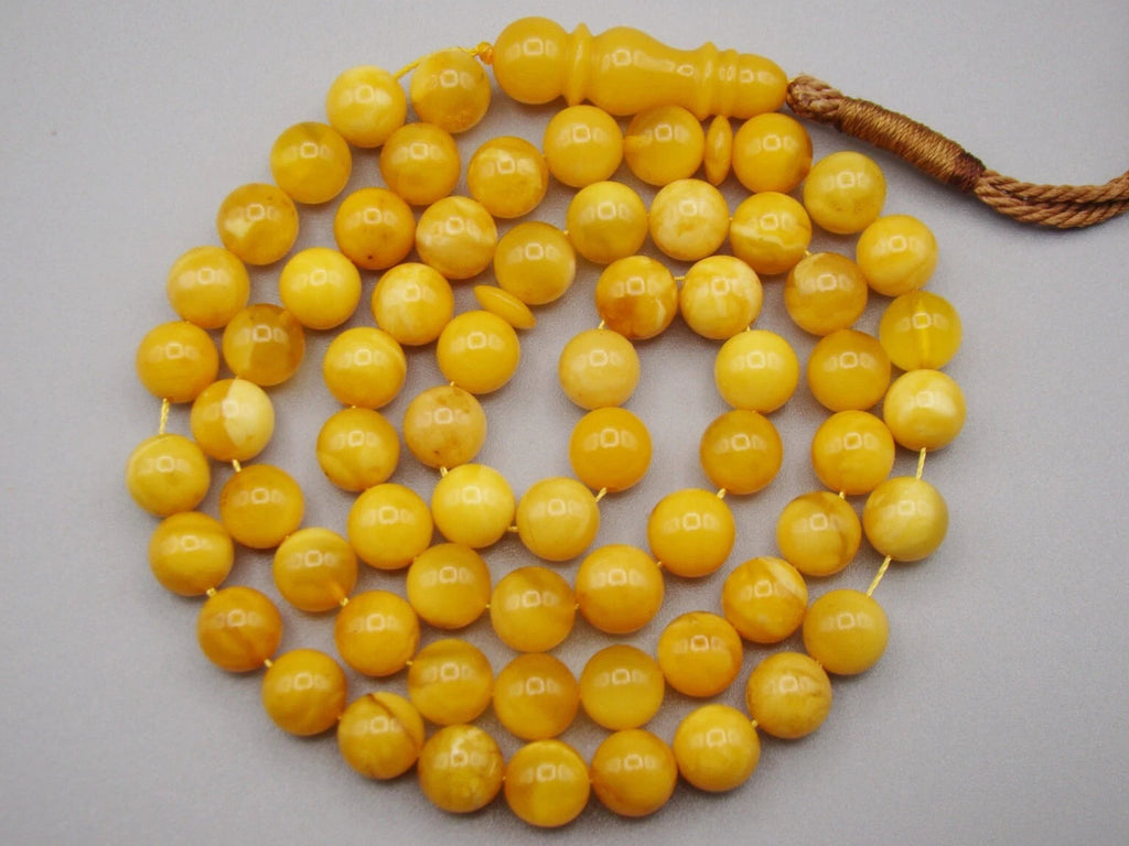 baltic amber, amber, antique, amber beads, egg Yolk, amber chain, Rosary beads, مسبحة, Masbaha, Muslim prayer beads حبيت الدورة ,العنبر الهندى