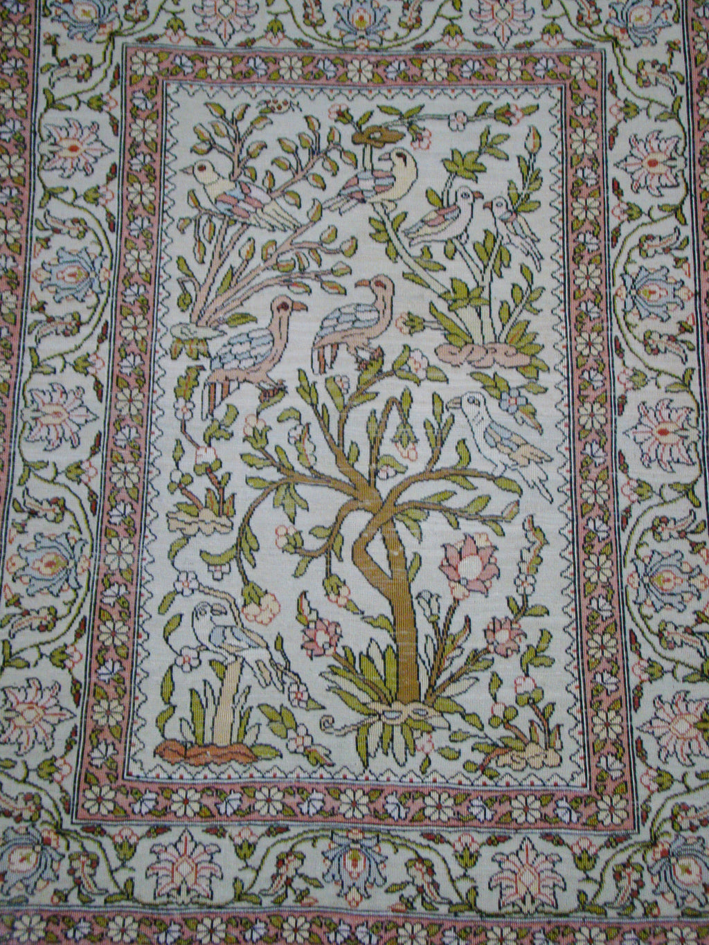 Pattern Detail – Antique Ozipek Hereke Pure Silk on Silk, Rich Multicolor, Fine Hand-Knotted Weave | Kingdom of Antique Arts