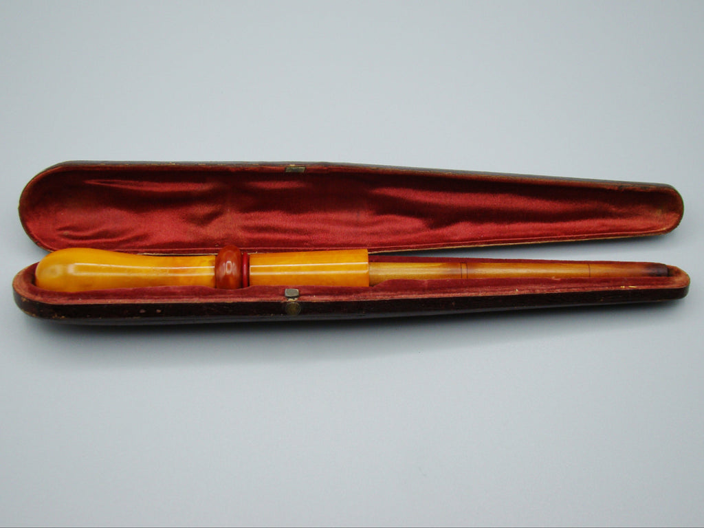 baltic amber, amber, antique, amber beads, egg Yolk, amber chain, Rosary beads, مسبحة, Masbaha, Muslim prayer beads حبيت الدورة ,العنبر الهندى