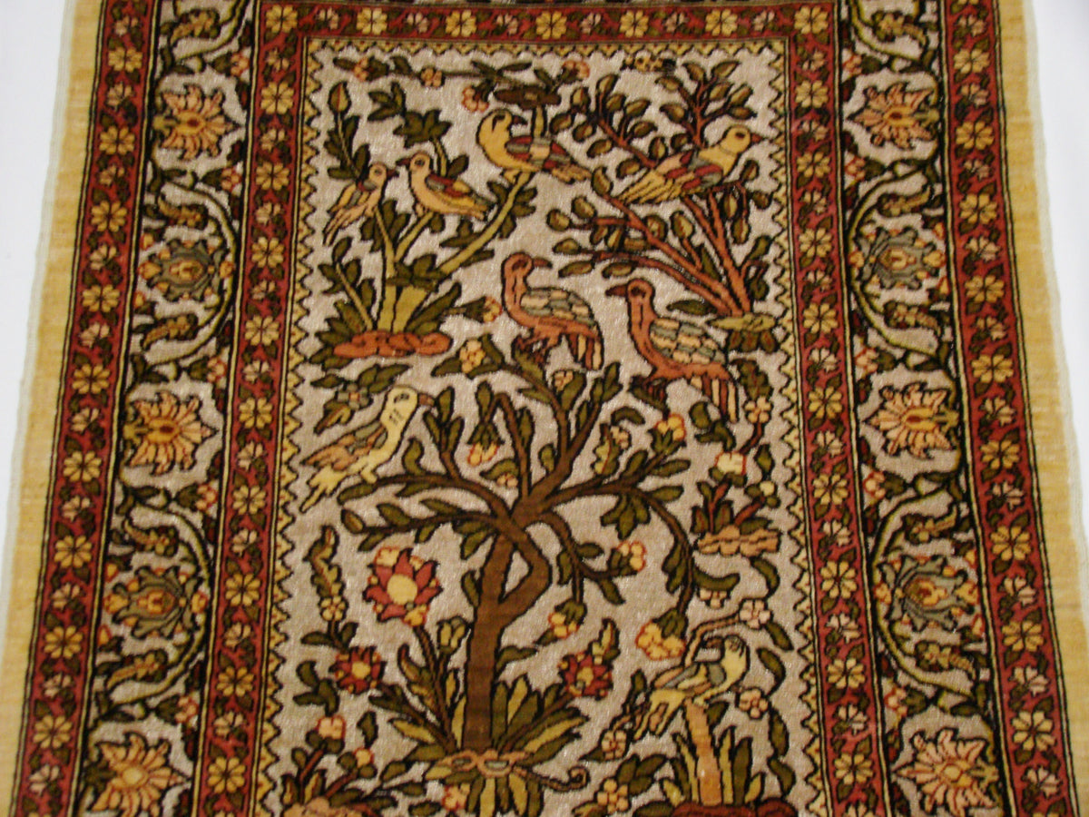 Antique Ozipek Hereke Silk Carpet – Rare Gold Ropes & Master Signed Masterpiece, Hand-Knotted | Kingdom of Antique Arts