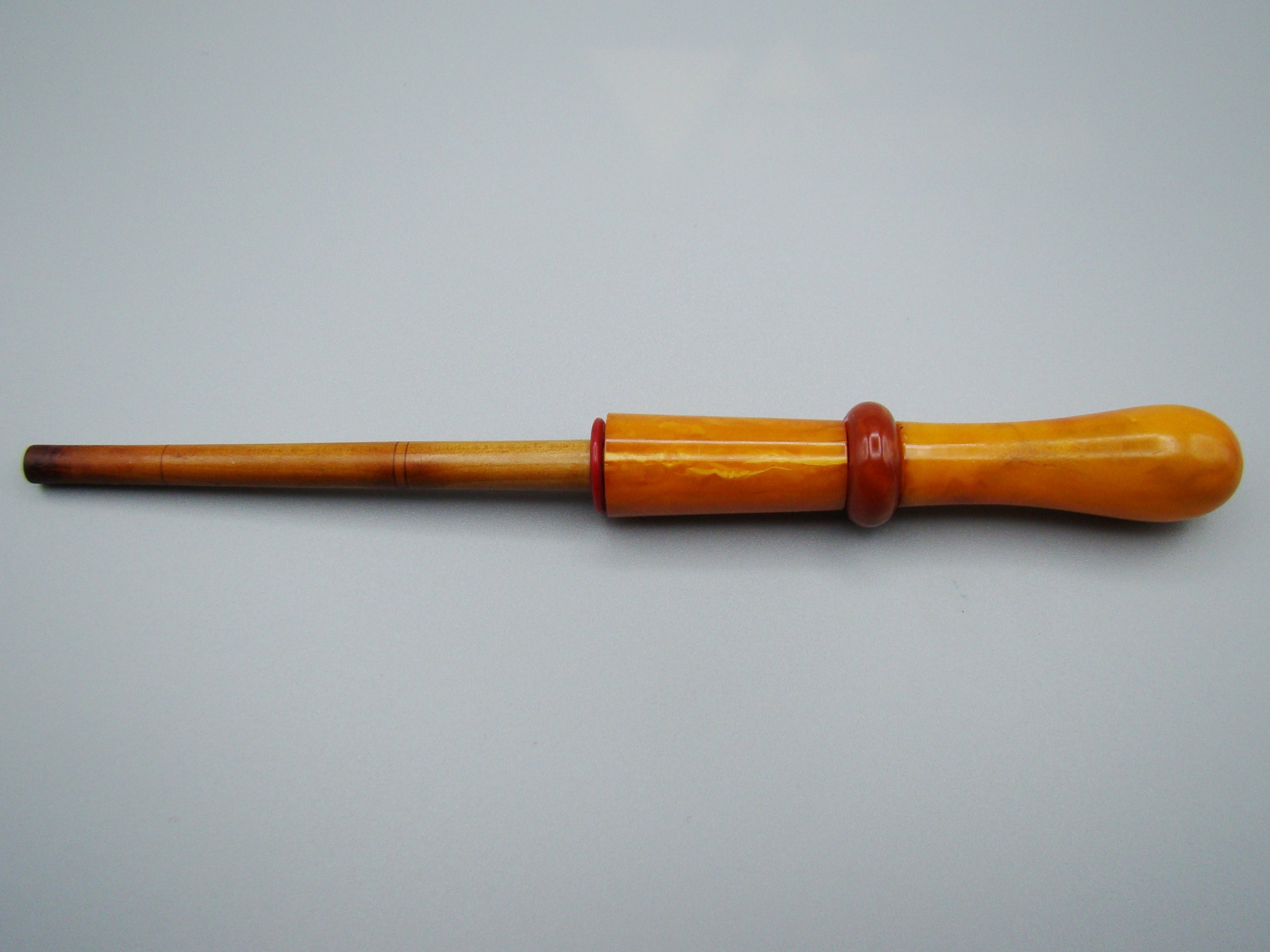 baltic amber, amber, antique, amber beads, egg Yolk, amber chain, Rosary beads, مسبحة, Masbaha, Muslim prayer beads حبيت الدورة ,العنبر الهندى
