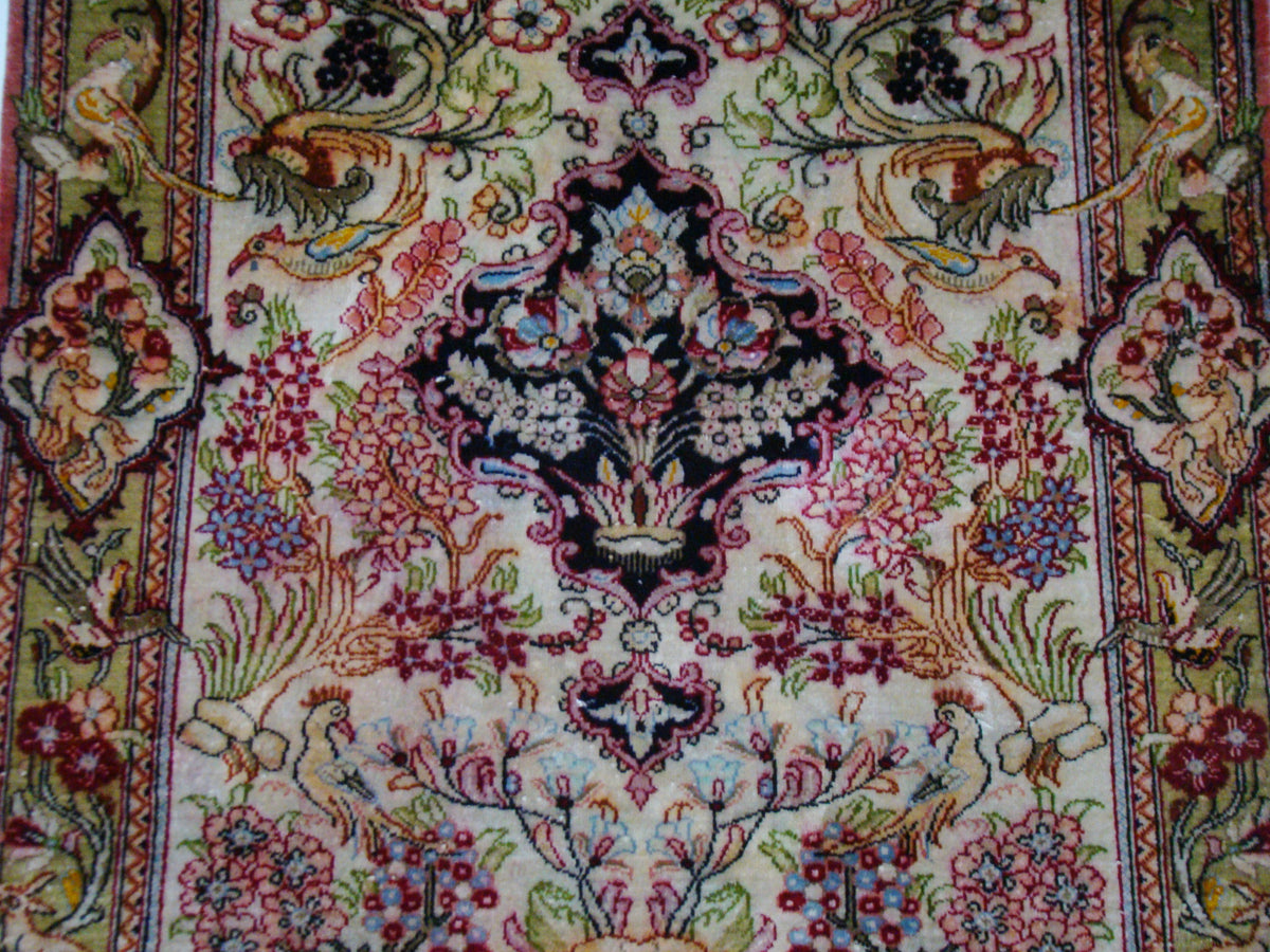 Full View – Antique Persian Qom Silk Wall Carpet, Isfahan Motif, 75×57 cm | Kingdom of Antique Arts