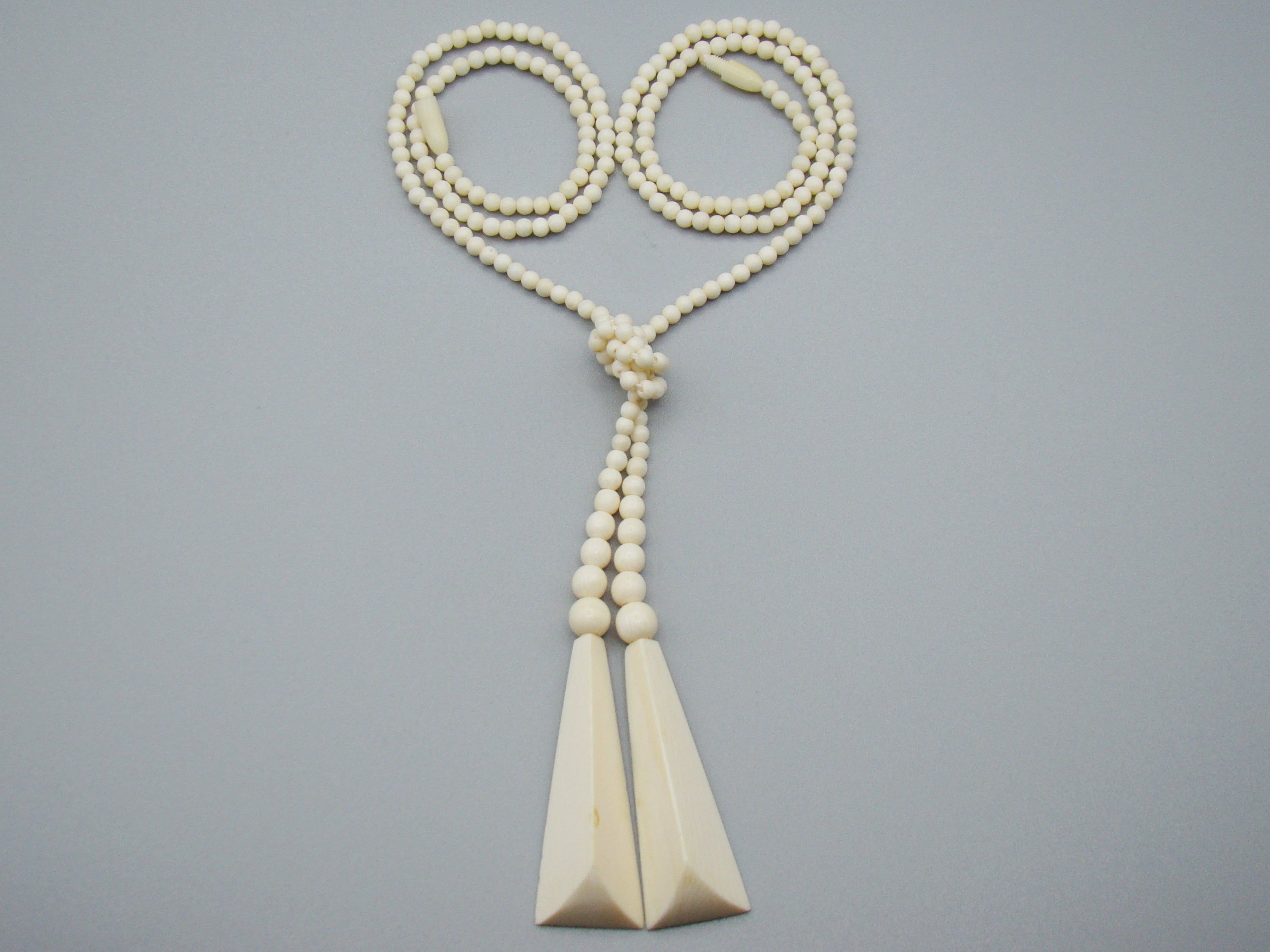 Antique Ivory, Natural Ivory, Ivory Necklace, Mediterranean Ivory, handcarved Ivory, Asien Ivory, Elephant Ivory, Ivory Chain