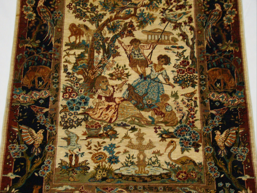 Full View – Antique Persian Ozipek Silk Wall Carpet, Isfahan Motif, 74×52 cm | Kingdom of Antique Arts
