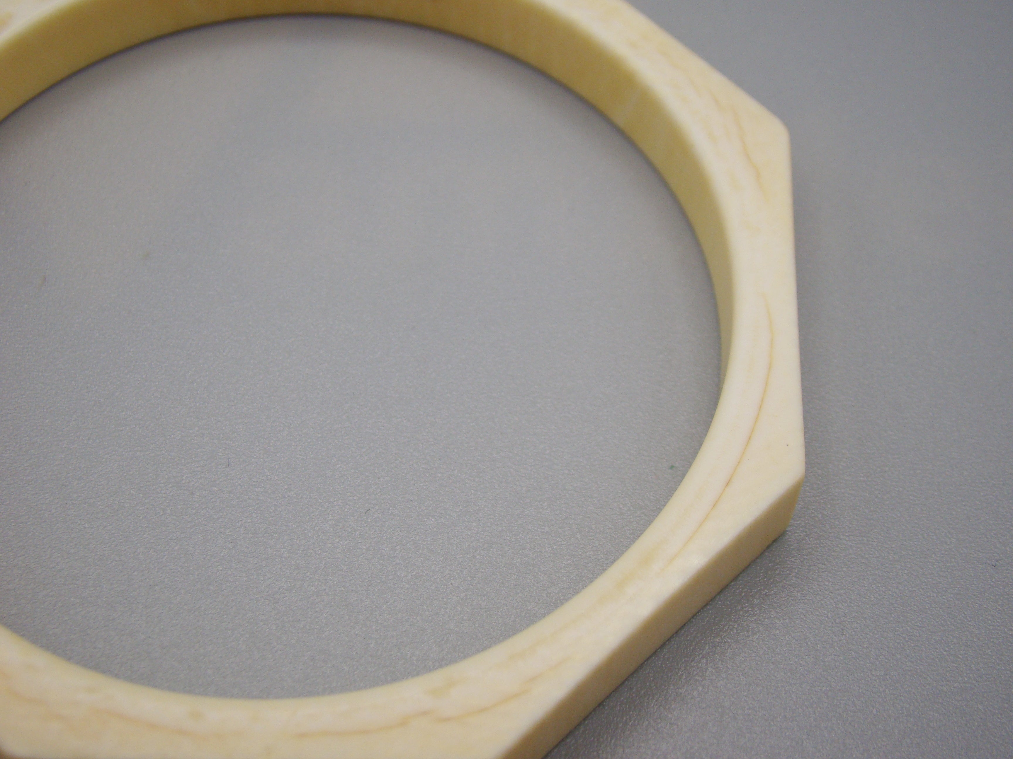 Antique Natural Elephant Ivory Bracelet - Kingdom of Antique Arts