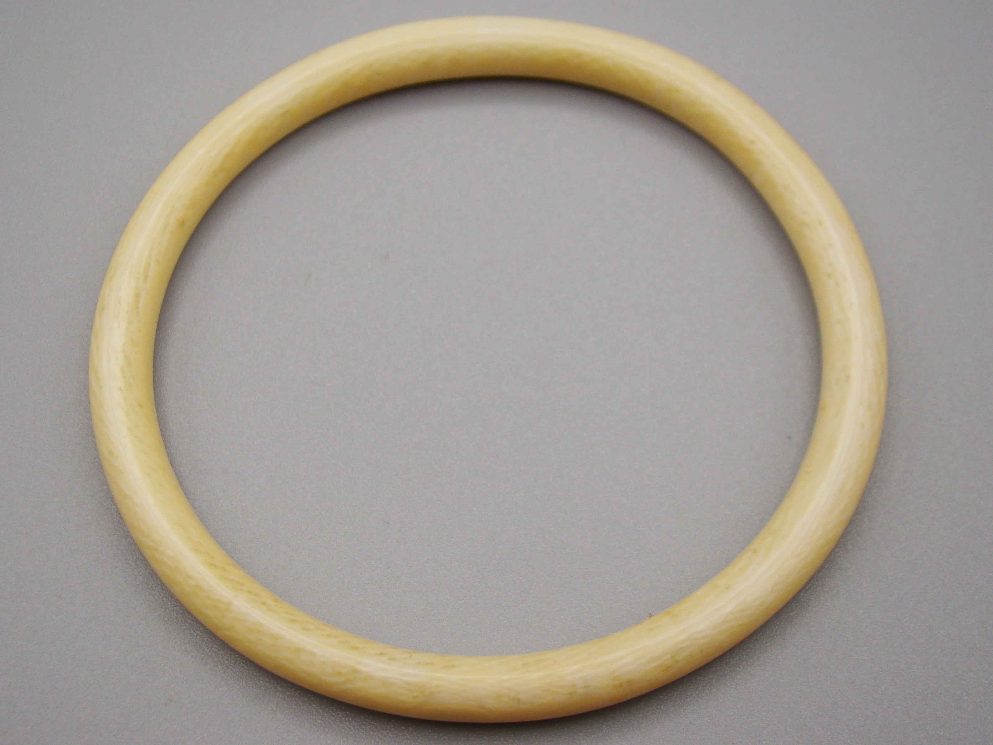Antique Natural Elephant Ivory Bracelet - Kingdom of Antique Arts