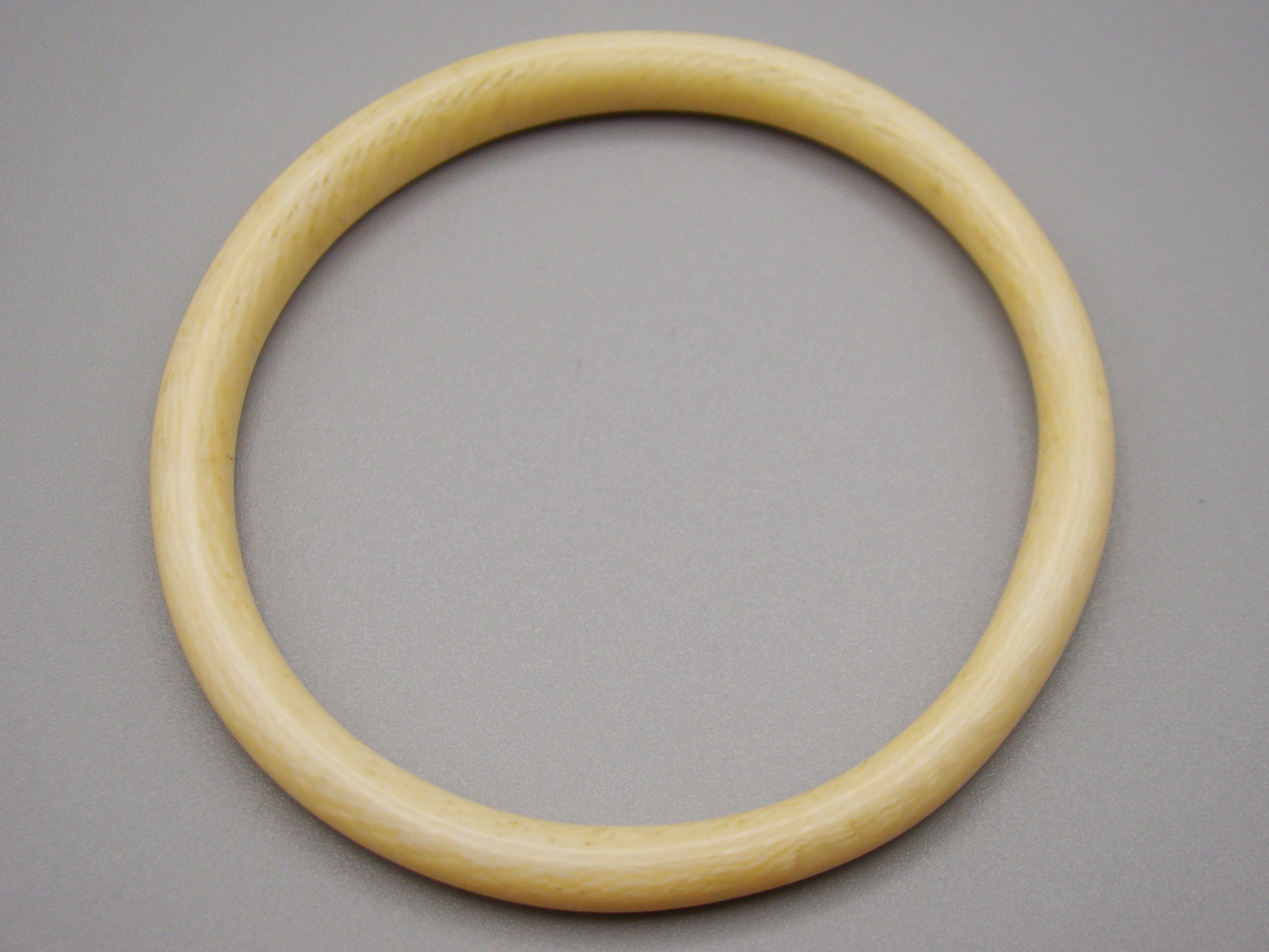 Antique Natural Elephant Ivory Bracelet - Kingdom of Antique Arts