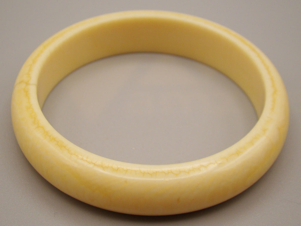 Antique Ivory, Natural Ivory, Ivory Bracelet, Mediterranean Ivory, handcarved Ivory, Asien Ivory, Elephant Ivory