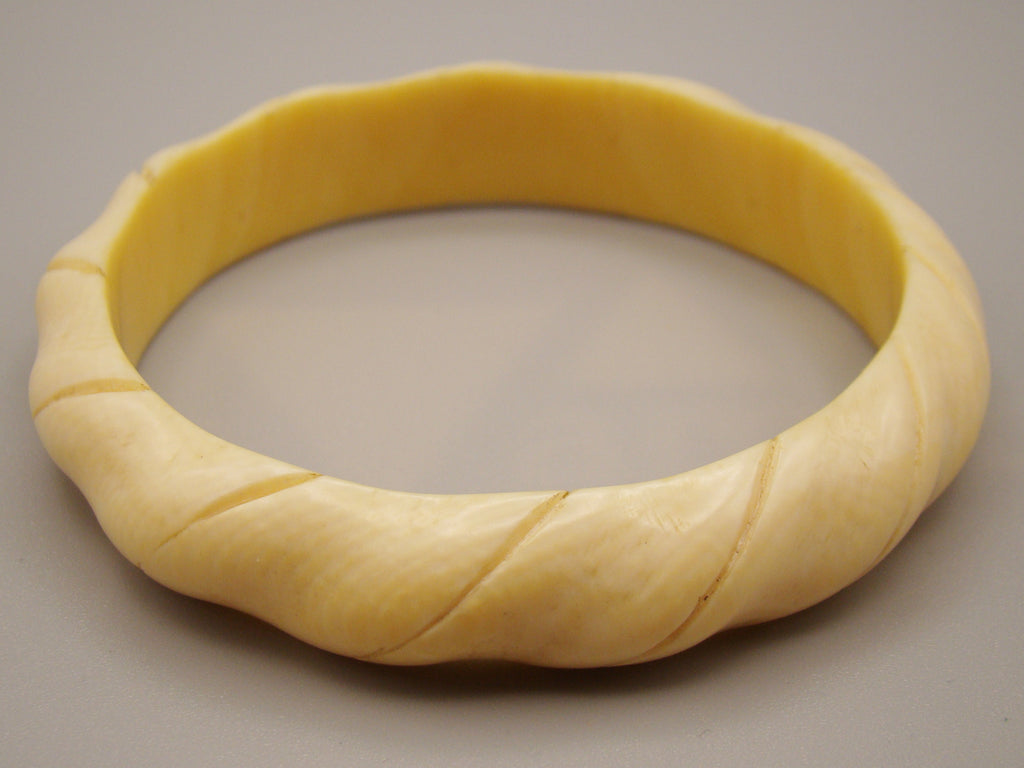 Antique Natural Elephant Ivory Bracelet - Kingdom of Antique Arts