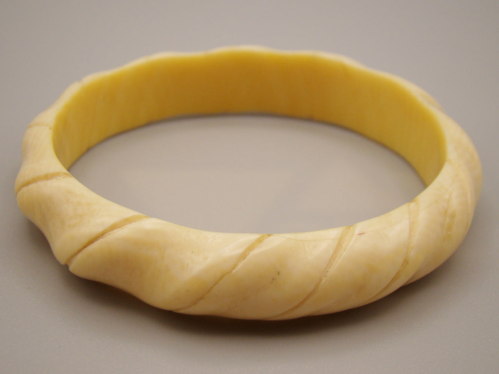 Antique Natural Elephant Ivory Bracelet - Kingdom of Antique Arts