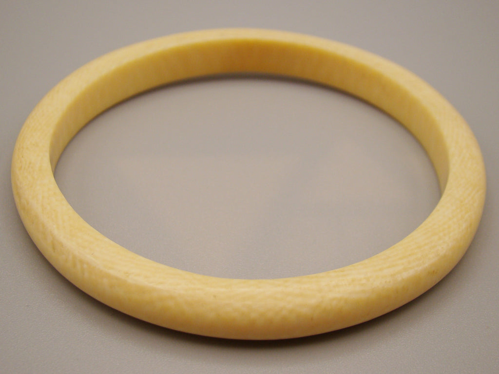Antique Ivory, Natural Ivory, Ivory Bracelet, Mediterranean Ivory, handcarved Ivory, Asien Ivory, Elephant Ivory