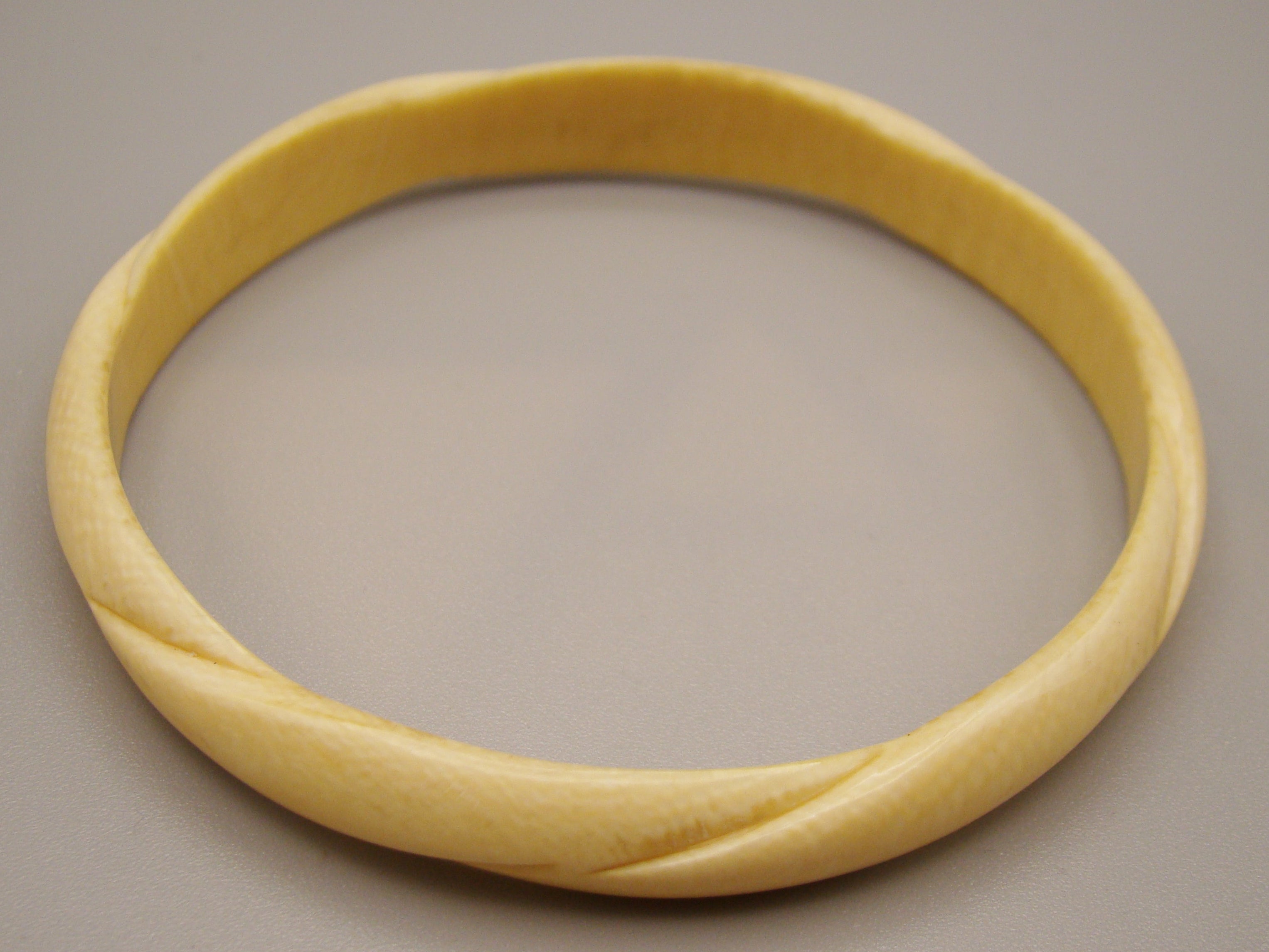 Antique Natural Elephant Ivory Bracelet - Kingdom of Antique Arts
