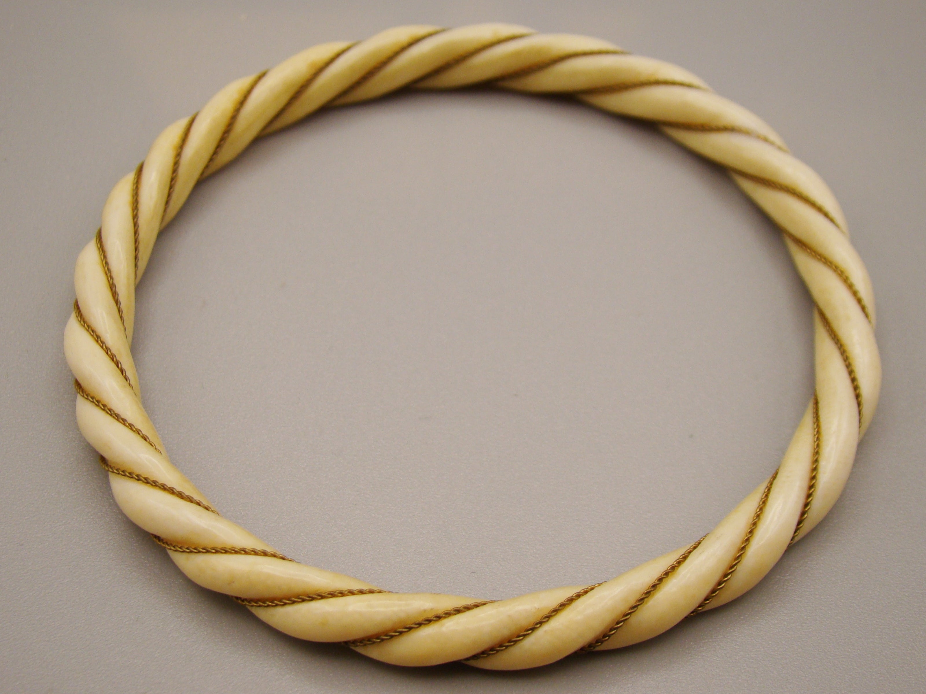 Antique Natural Elephant Ivory Bracelet - Kingdom of Antique Arts