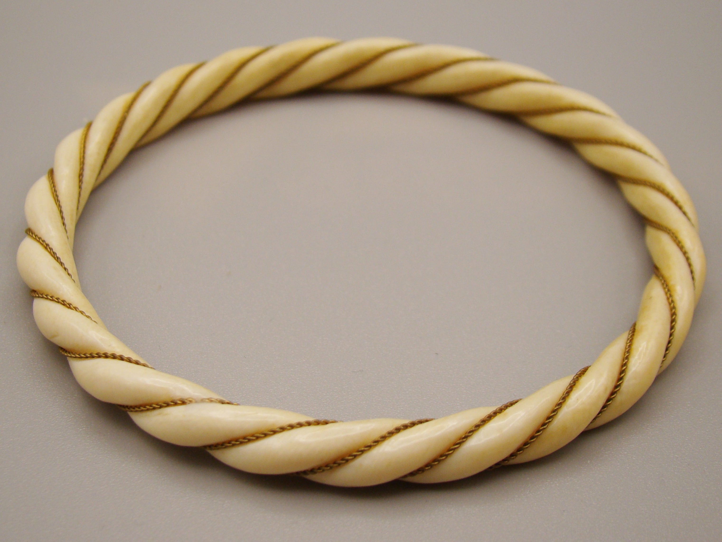 Antique Natural Elephant Ivory Bracelet - Kingdom of Antique Arts