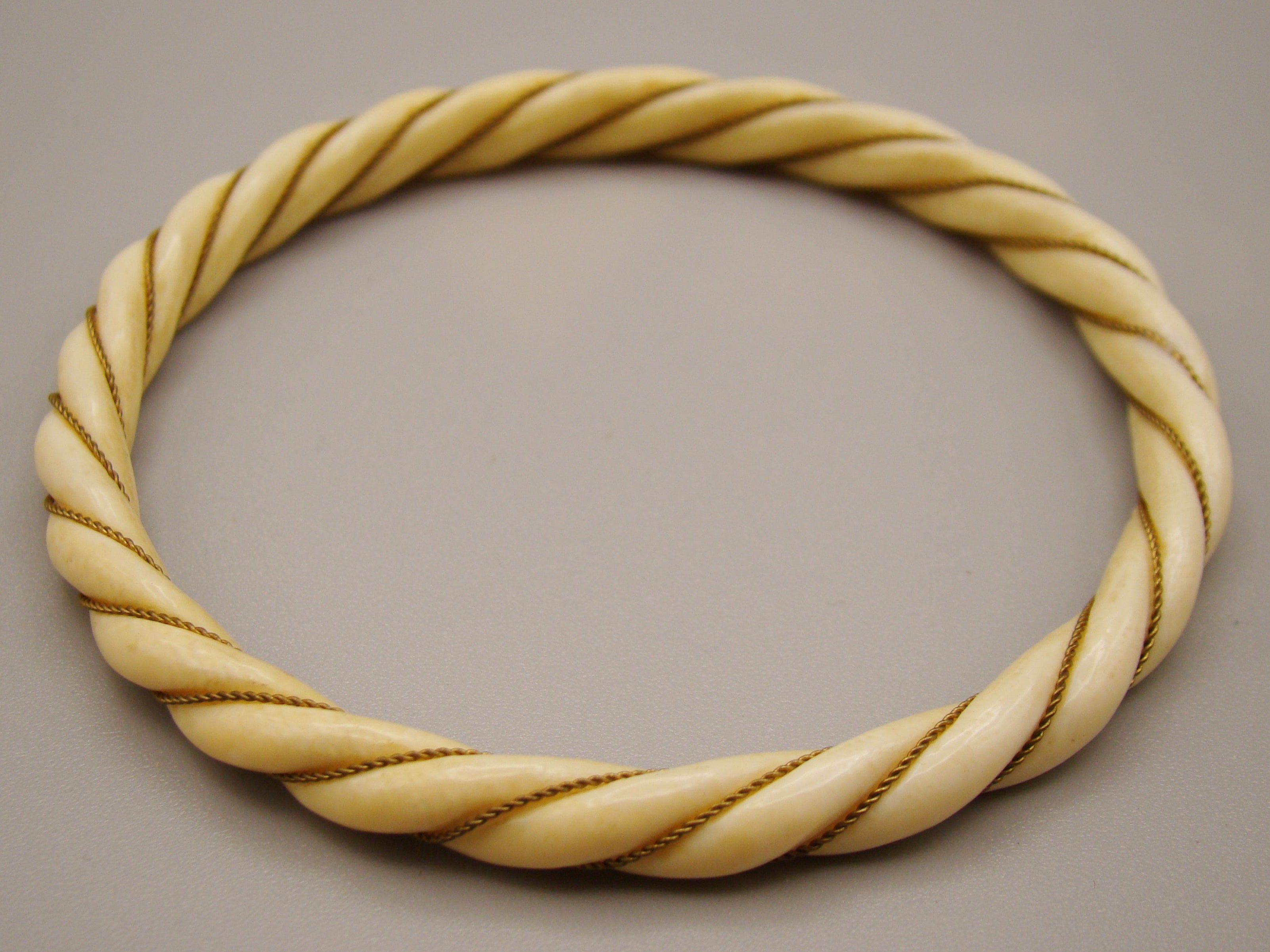 Antique Natural Elephant Ivory Bracelet - Kingdom of Antique Arts