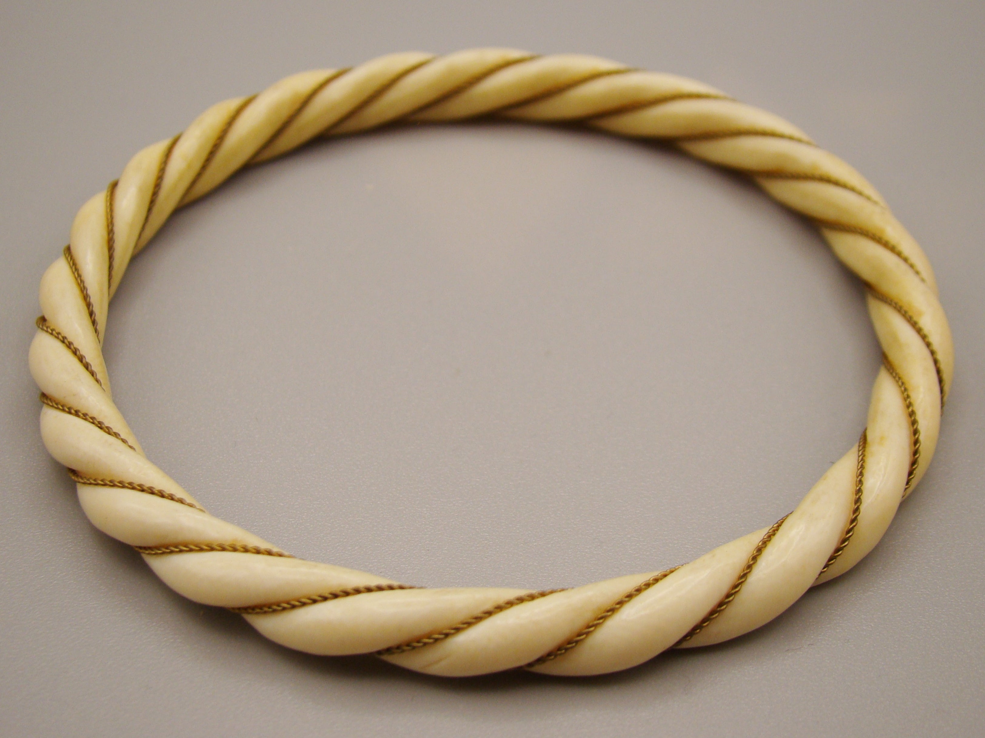 Antique Natural Elephant Ivory Bracelet - Kingdom of Antique Arts