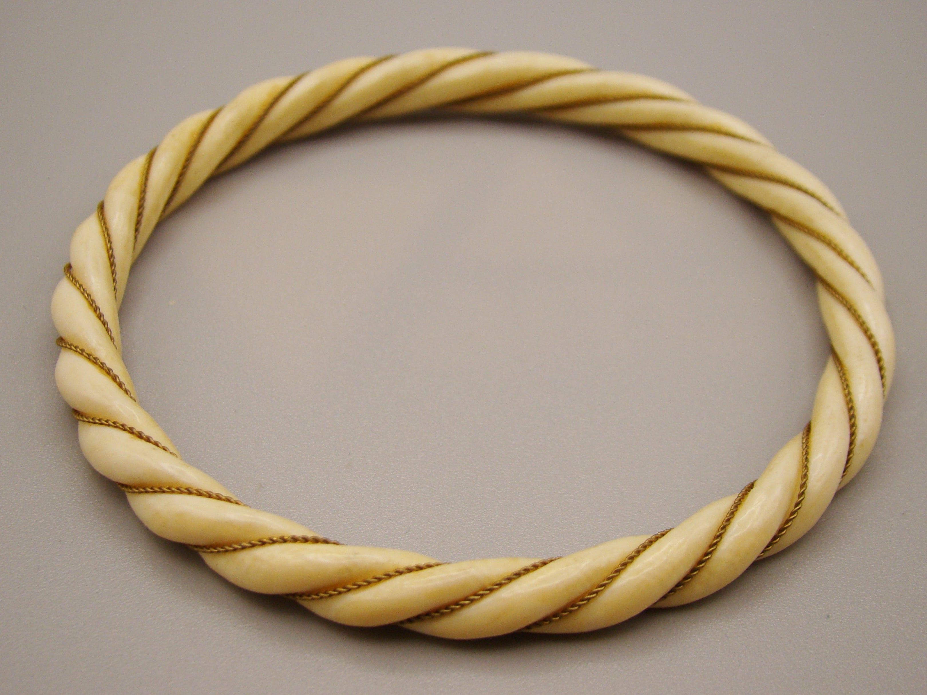 Antique Natural Elephant Ivory Bracelet - Kingdom of Antique Arts