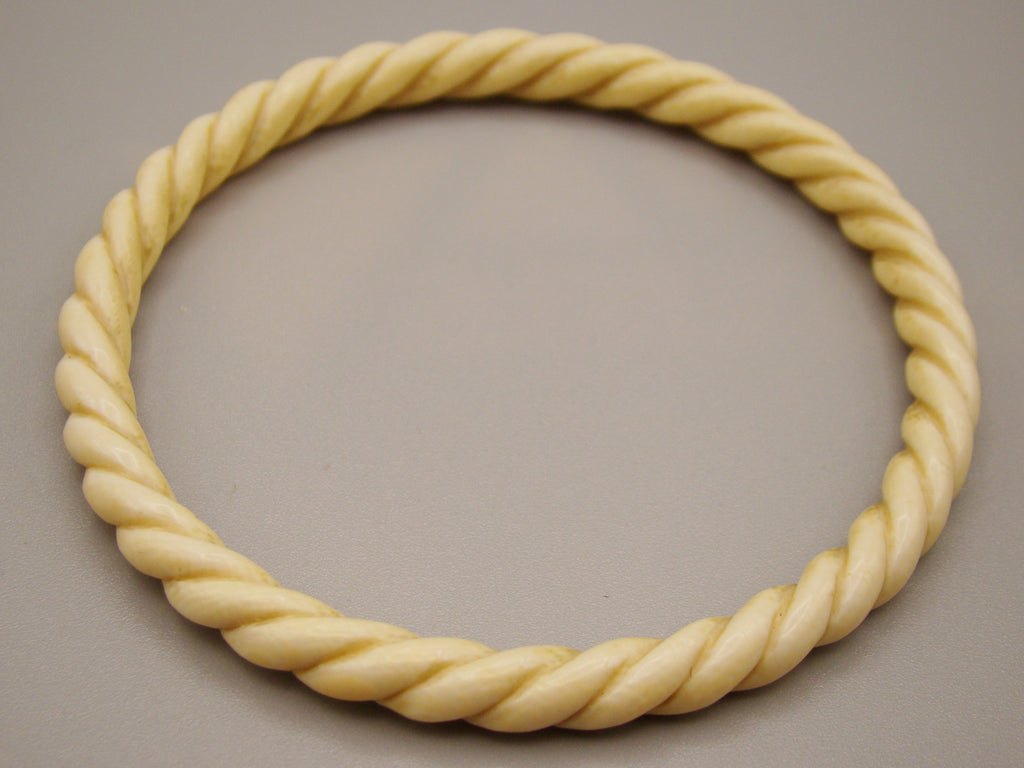 Antique Ivory, Natural Ivory, Ivory Bracelet, Mediterranean Ivory, handcarved Ivory, Asien Ivory, Elephant Ivory