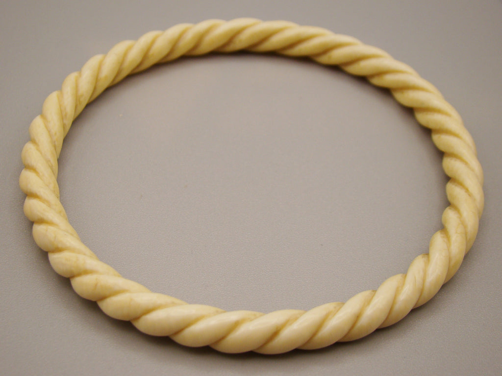 Antique Ivory, Natural Ivory, Ivory Bracelet, Mediterranean Ivory, handcarved Ivory, Asien Ivory, Elephant Ivory