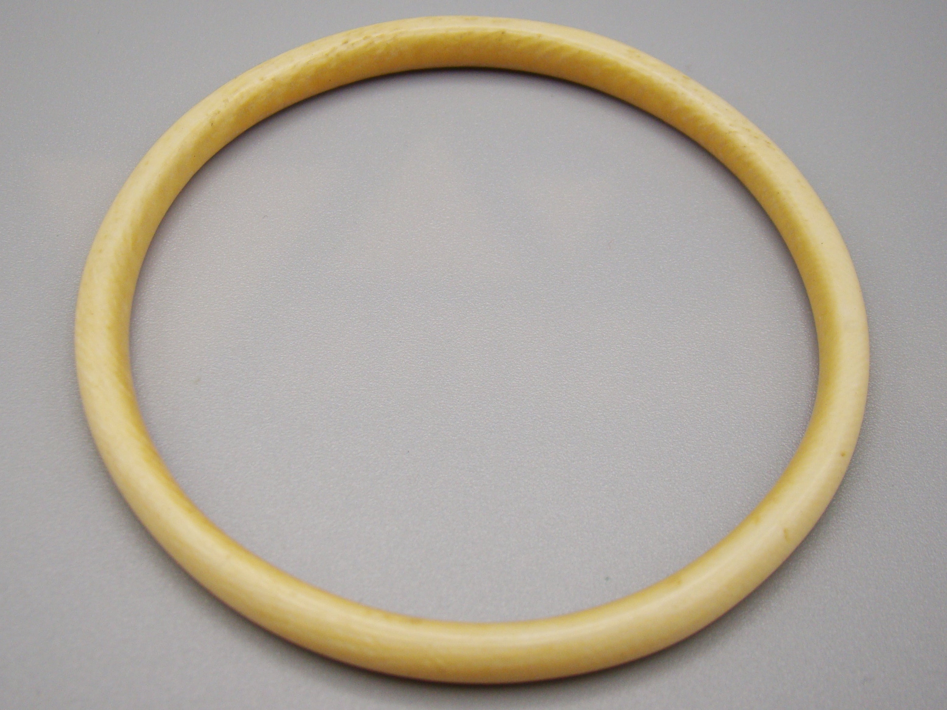 Antique Natural Elephant Ivory Bracelet - Kingdom of Antique Arts
