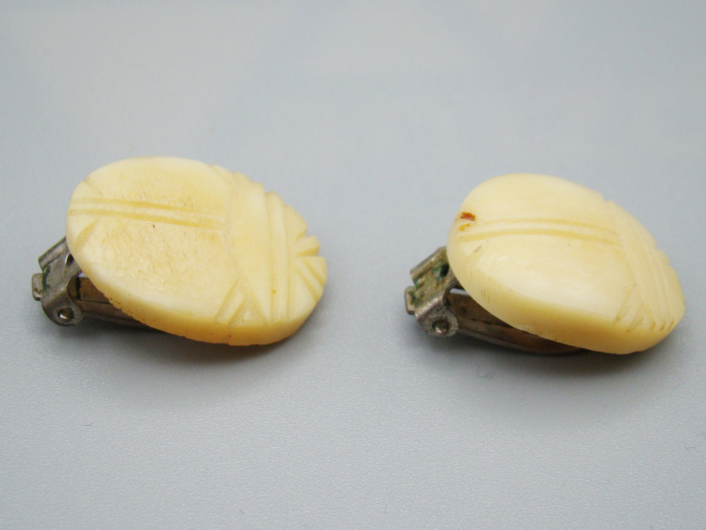 Antique Bone, Natural Bone, Bone necklace, Mediterranean Bone, handcarved bone, Asien Bone