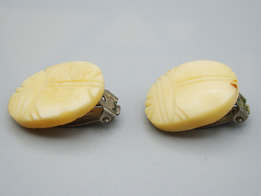 Antique Bone, Natural Bone, Bone necklace, Mediterranean Bone, handcarved bone, Asien Bone