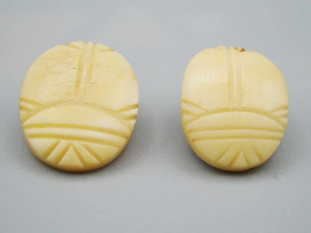 Antique Bone, Natural Bone, Bone necklace, Mediterranean Bone, handcarved bone, Asien Bone