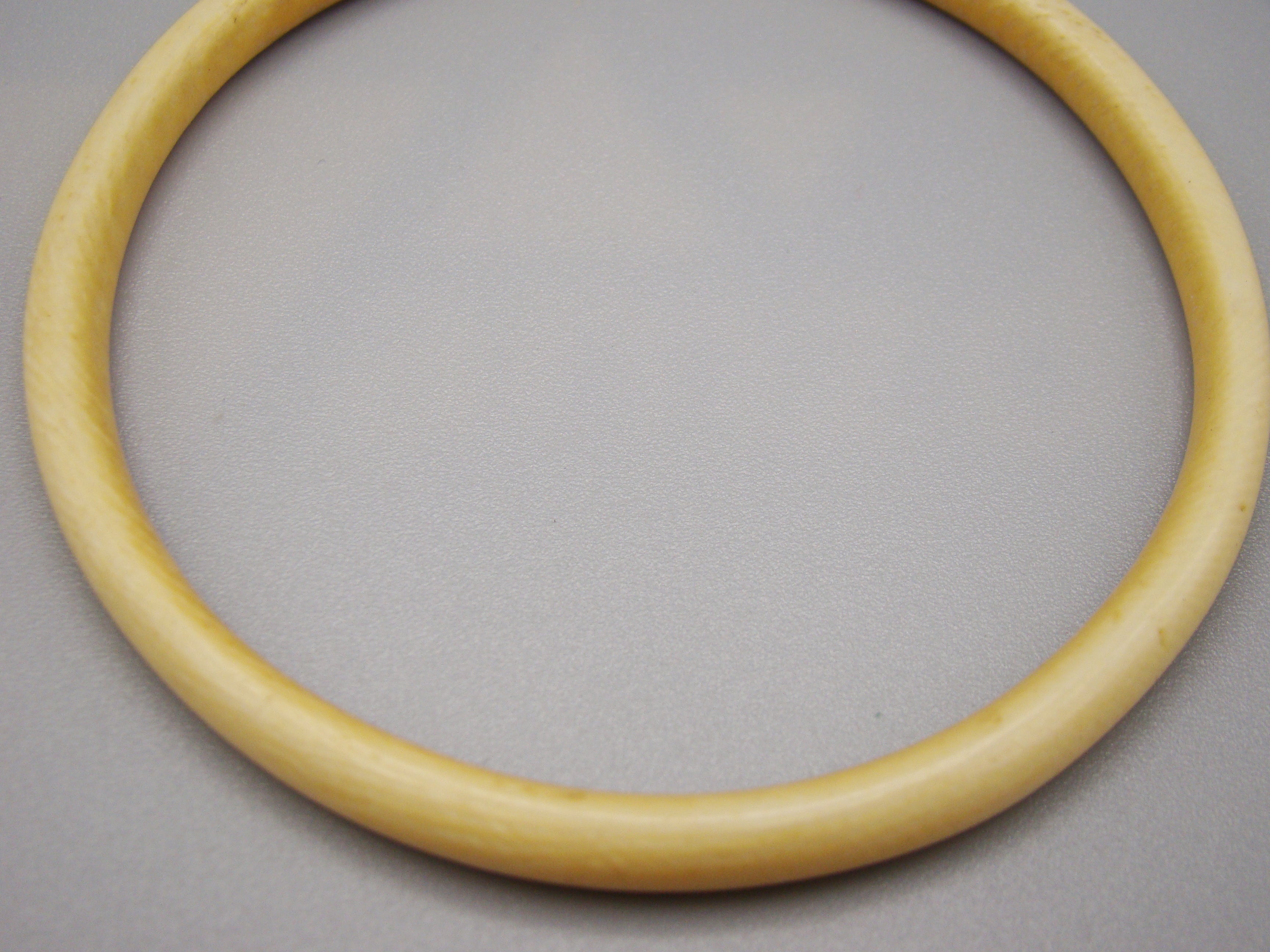 Antique Natural Elephant Ivory Bracelet - Kingdom of Antique Arts