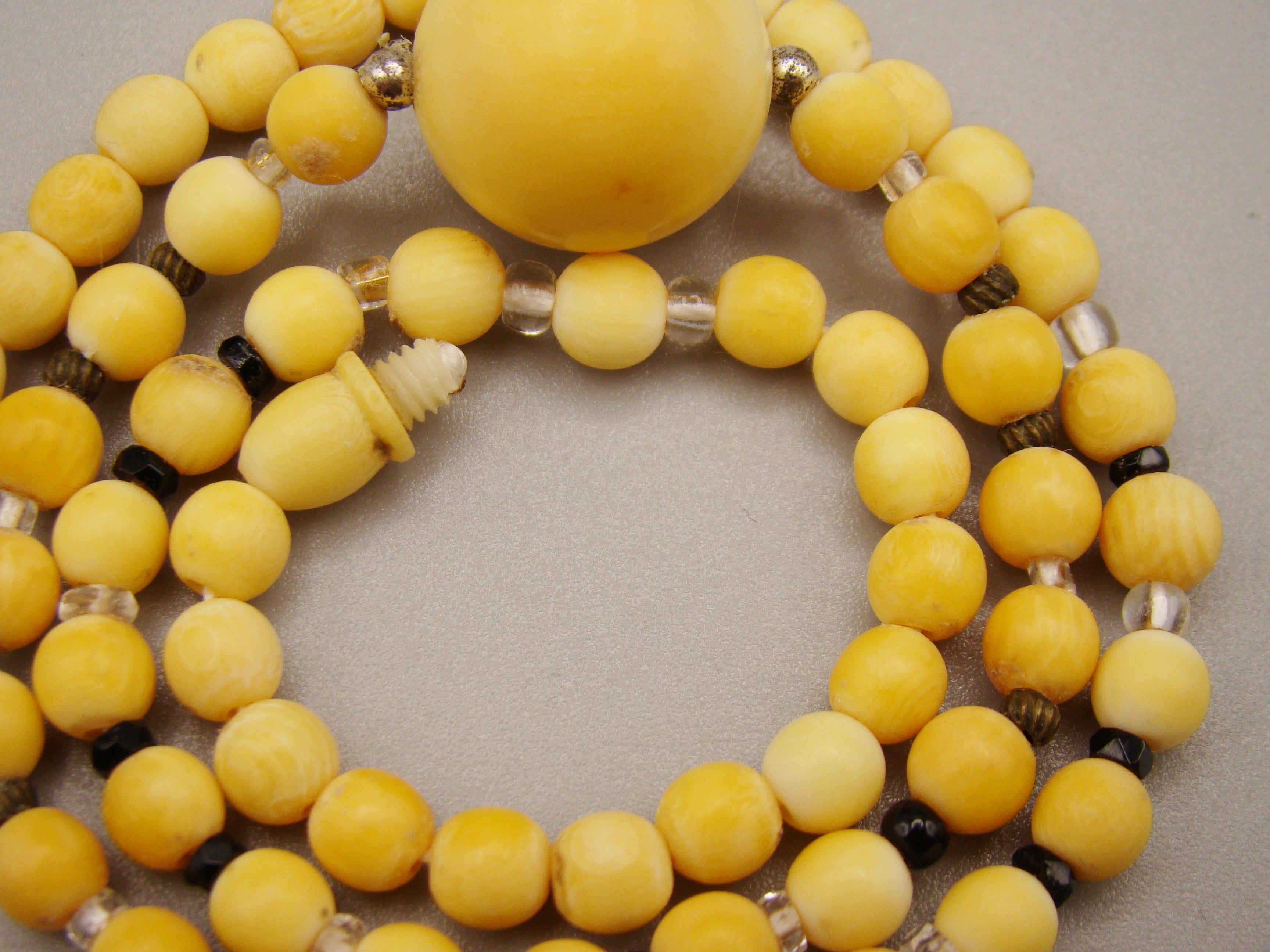 Antique Natural Elephant Ivory Necklace - Kingdom of Antique Arts