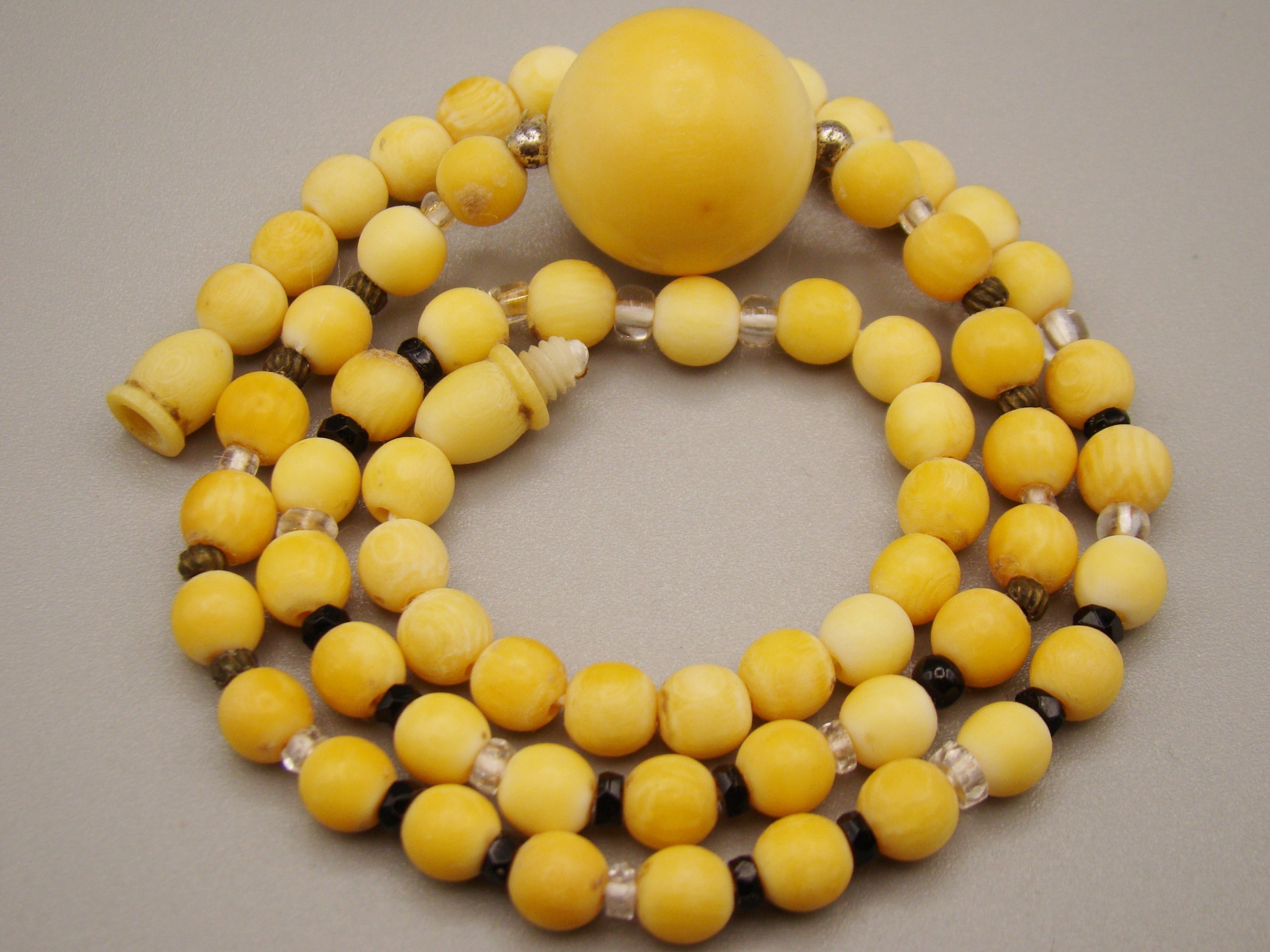 Antique Natural Elephant Ivory Necklace - Kingdom of Antique Arts