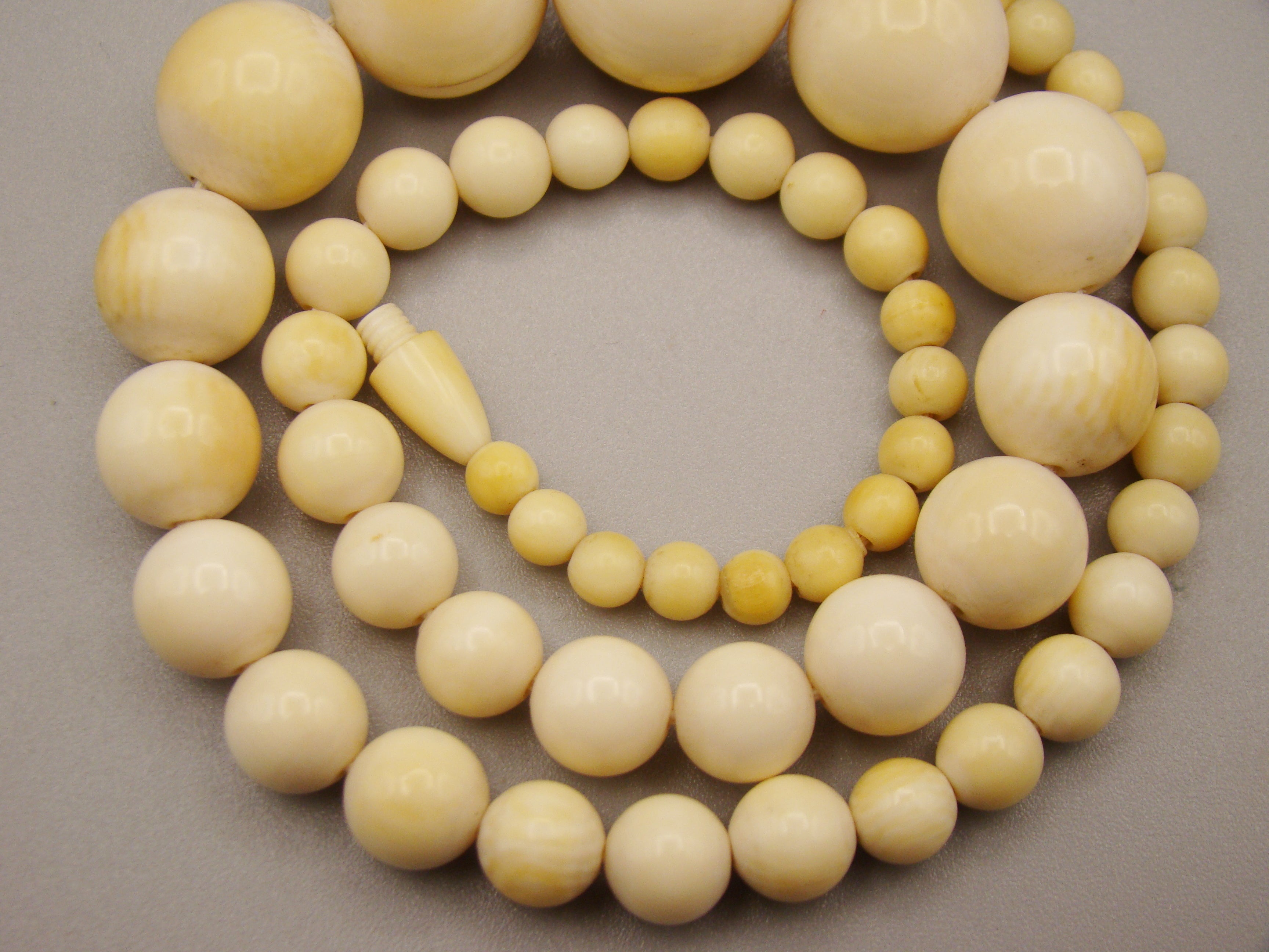 Antique Natural Elephant Ivory Necklace - Kingdom of Antique Arts