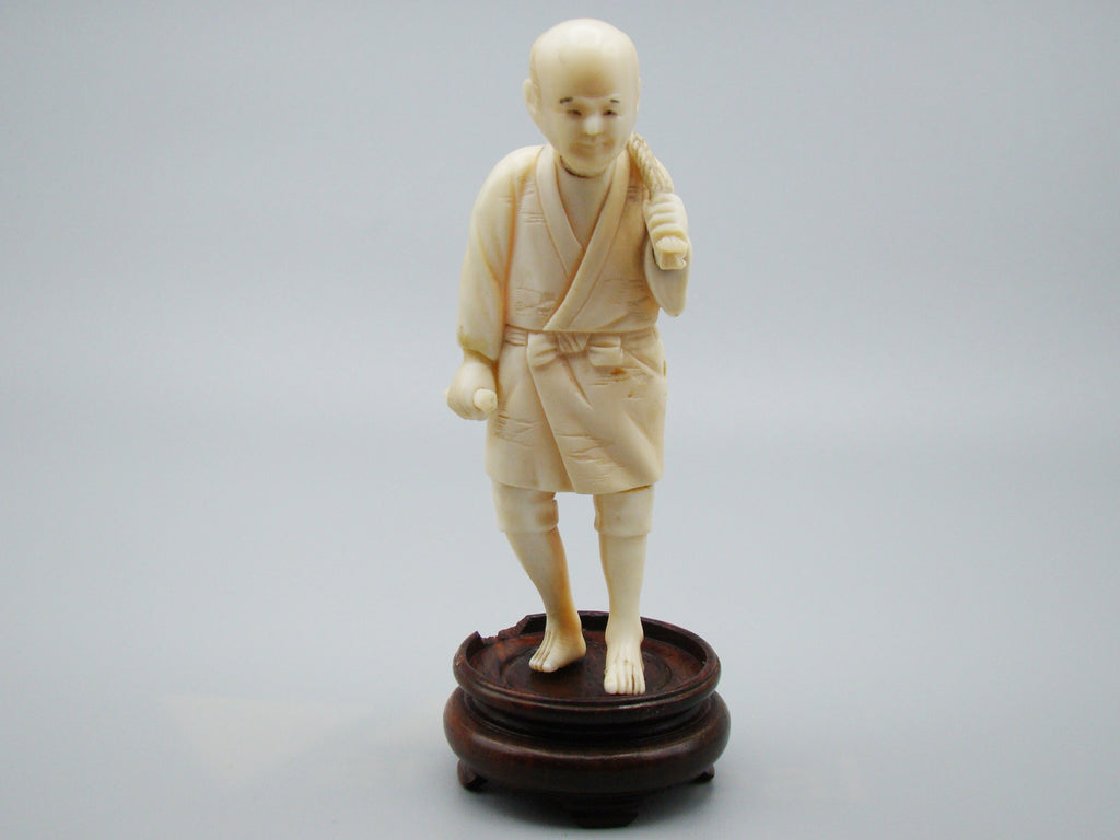 Antique Ivory, Natural Ivory, Ivory Figurine, Mediterranean Ivory, handcarved Ivory, Asien Ivory, Elephant Ivory