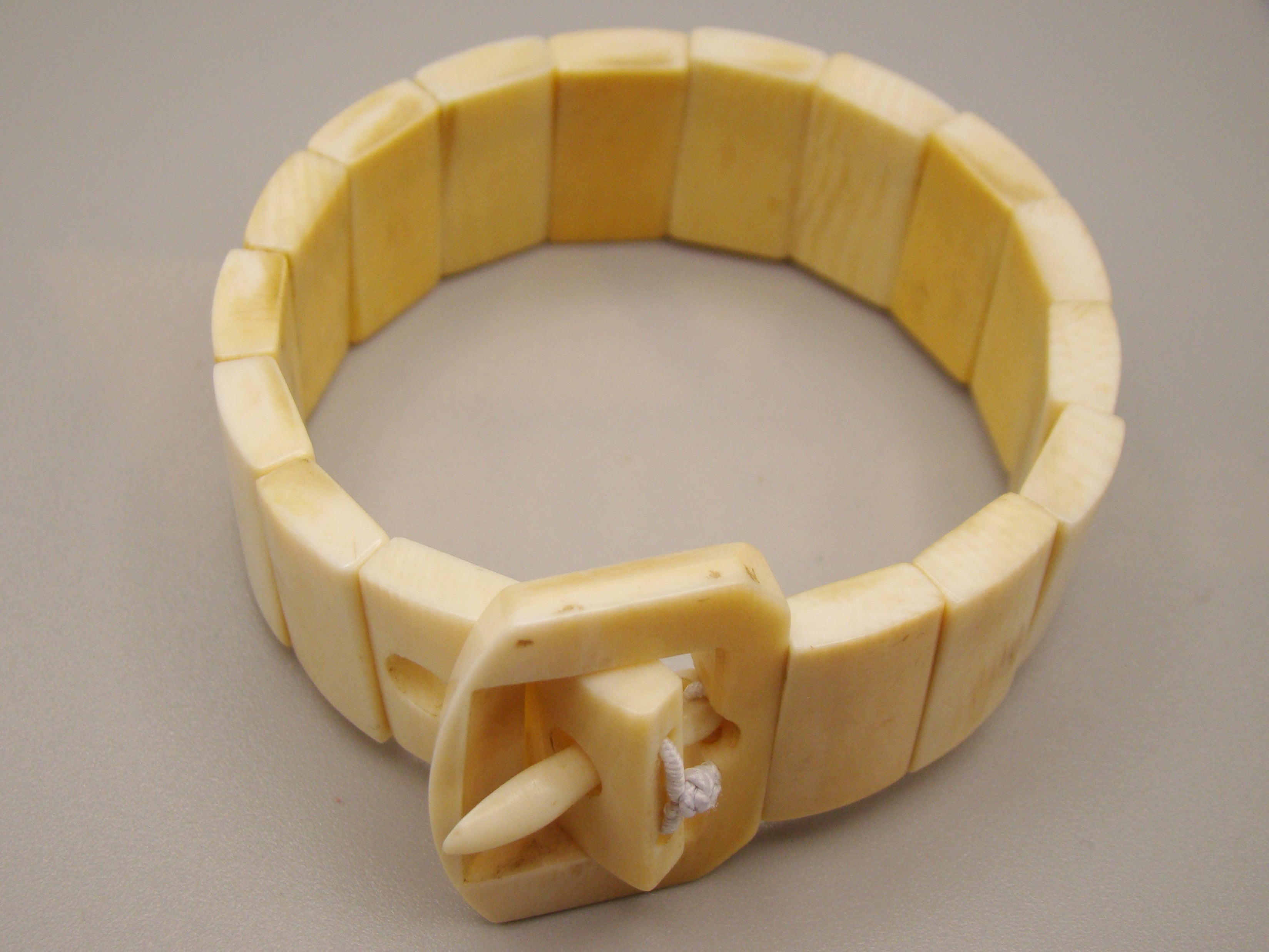 Antique Natural Elephant Ivory Bracelet - Kingdom of Antique Arts