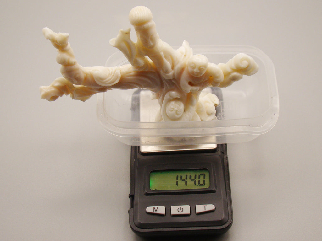 antique coral, natural coral, undyed coral, white Angel skin coral, Italian coral, pacific coral, Sardinian Coral, sea coral, Mediterranean coral, Mediterranean Figurine, Mediterranean white angel skin, Mediterranean sculpture, coral sculpture, coral figurine, Asien coral, Asien figurine, handcarved coral