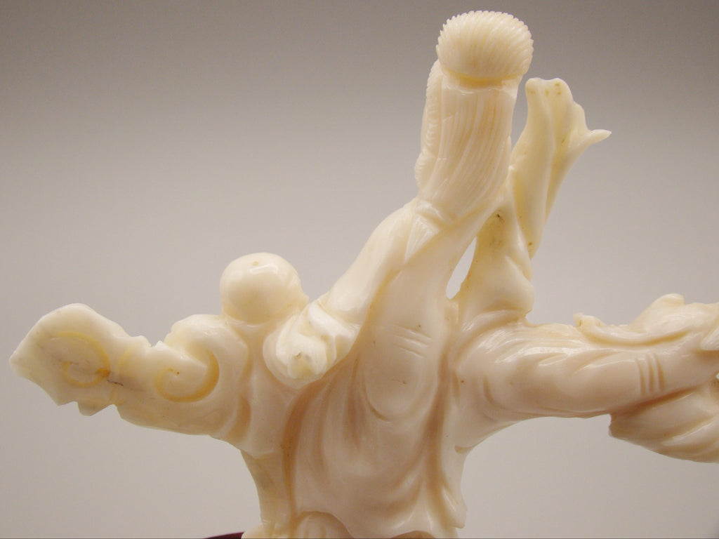 antique coral, natural coral, undyed coral, white Angel skin coral, Italian coral, pacific coral, Sardinian Coral, sea coral, Mediterranean coral, Mediterranean Figurine, Mediterranean white angel skin, Mediterranean sculpture, coral sculpture, coral figurine, Asien coral, Asien figurine, handcarved coral
