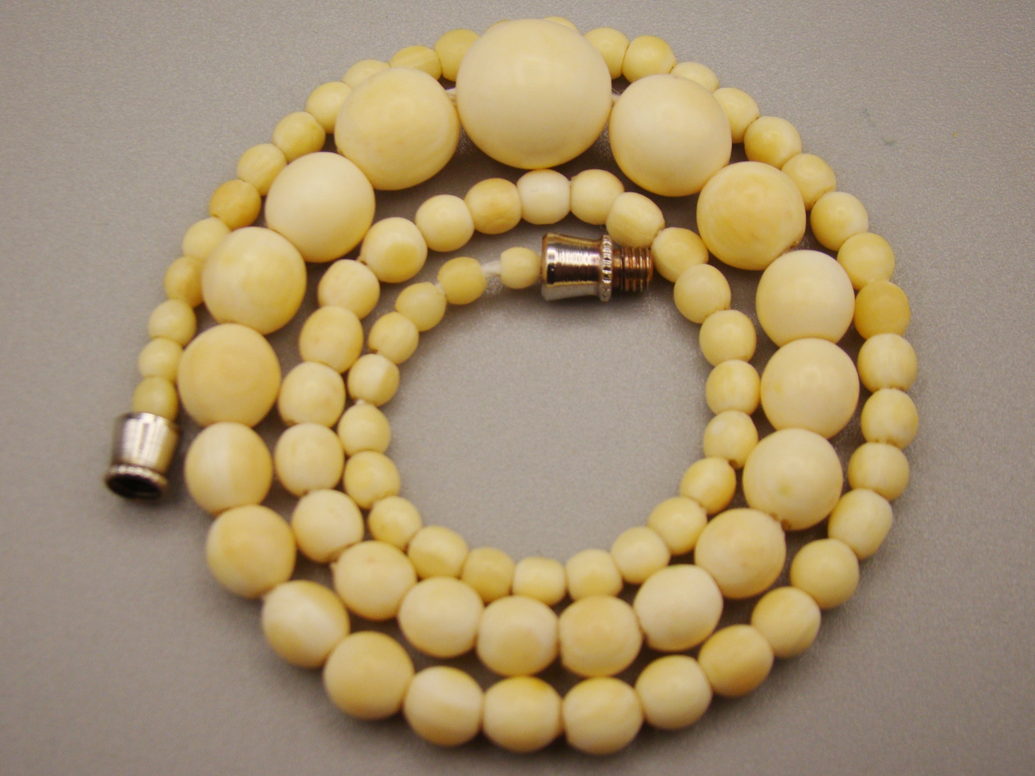 Antique Natural Elephant Ivory Necklace - Kingdom of Antique Arts