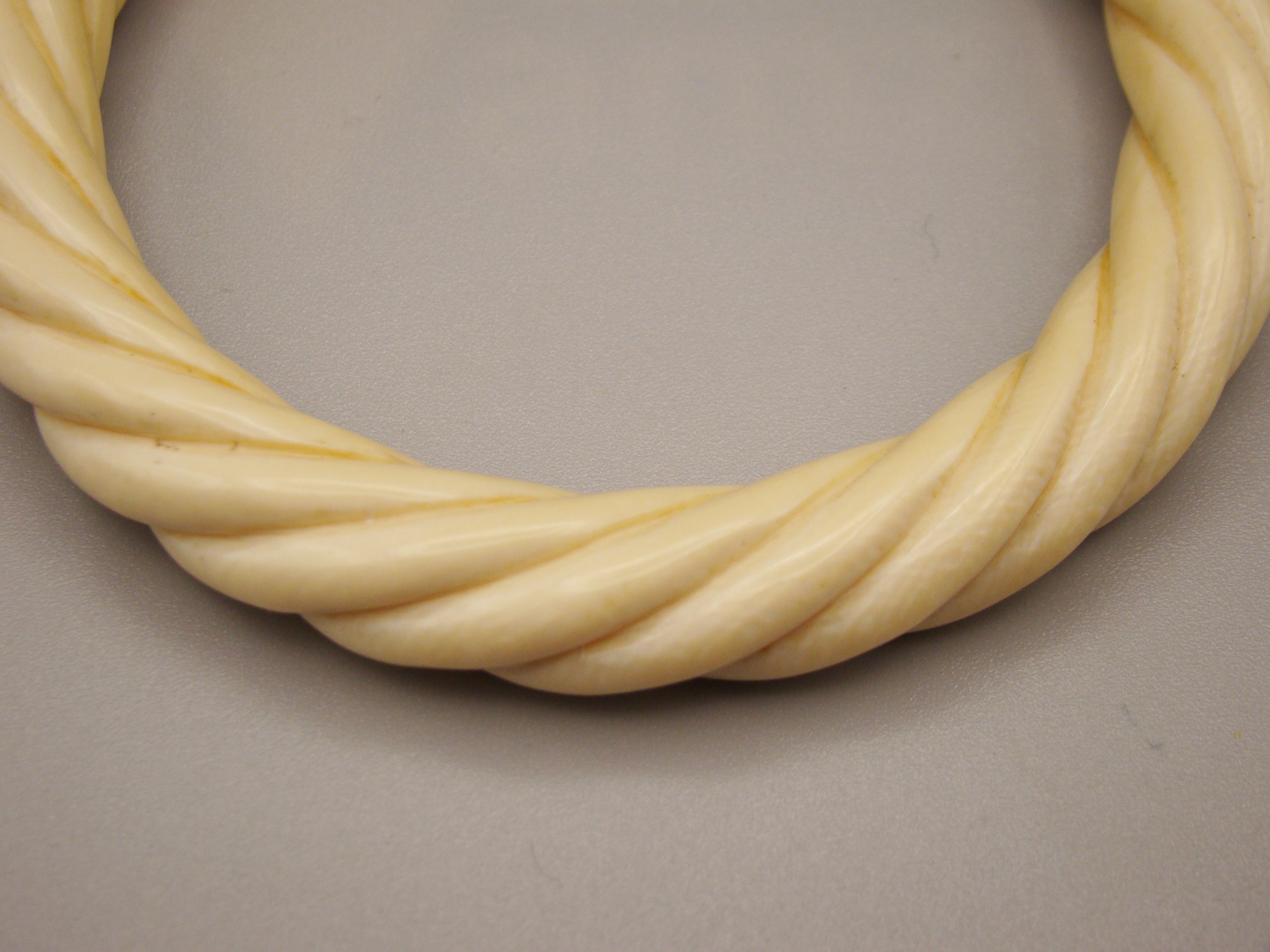 Antique Natural Elephant Ivory Bracelet - Kingdom of Antique Arts