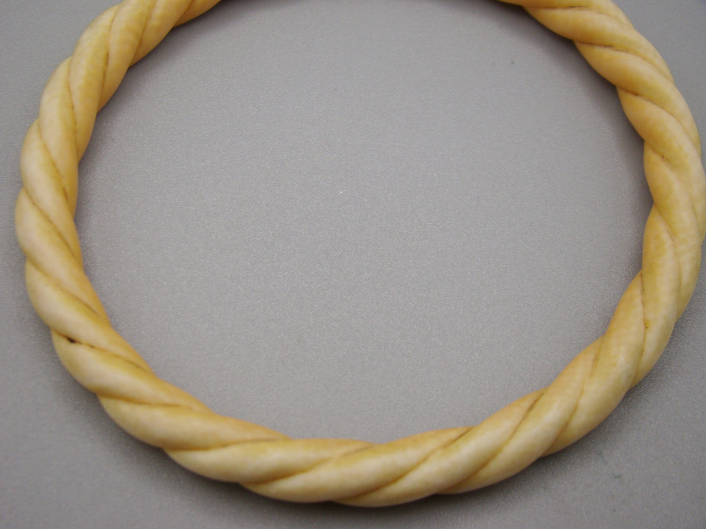 Antikt armband av naturligt elefantelfenben