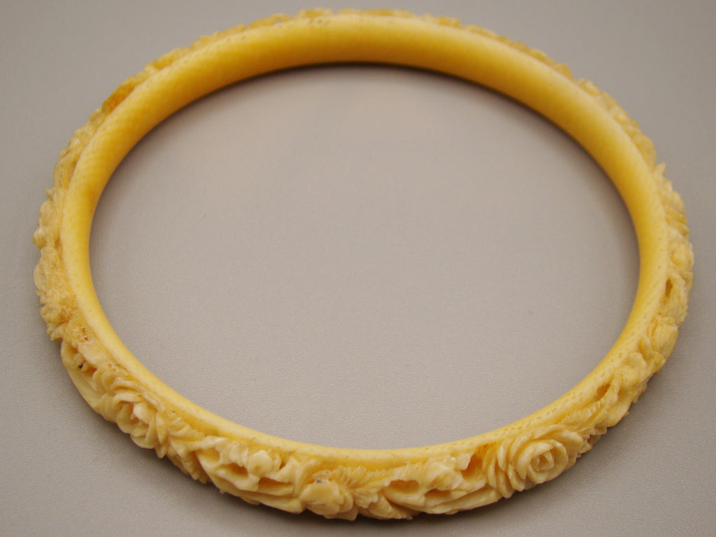 Antique Ivory, Natural Ivory, Ivory Bracelet, Mediterranean Ivory, handcarved Ivory, Asien Ivory, Elephant Ivory