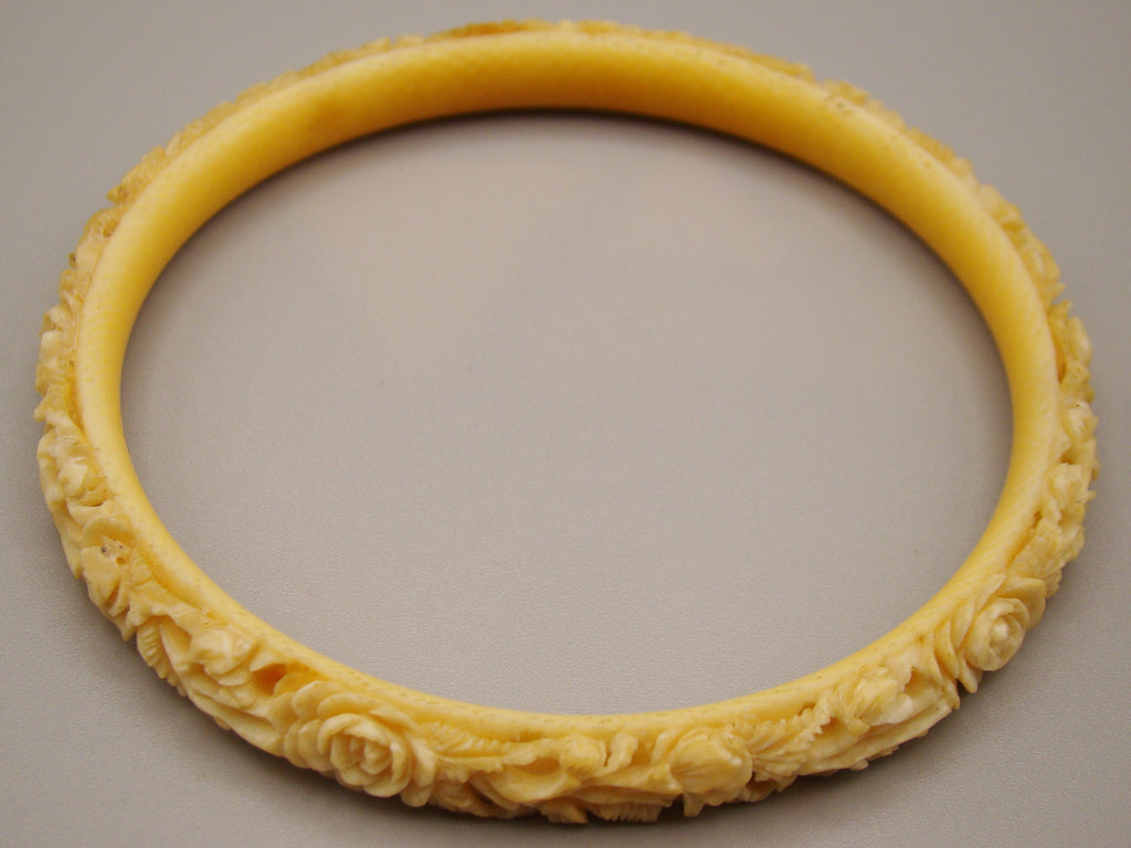 Antique Ivory, Natural Ivory, Ivory Bracelet, Mediterranean Ivory, handcarved Ivory, Asien Ivory, Elephant Ivory